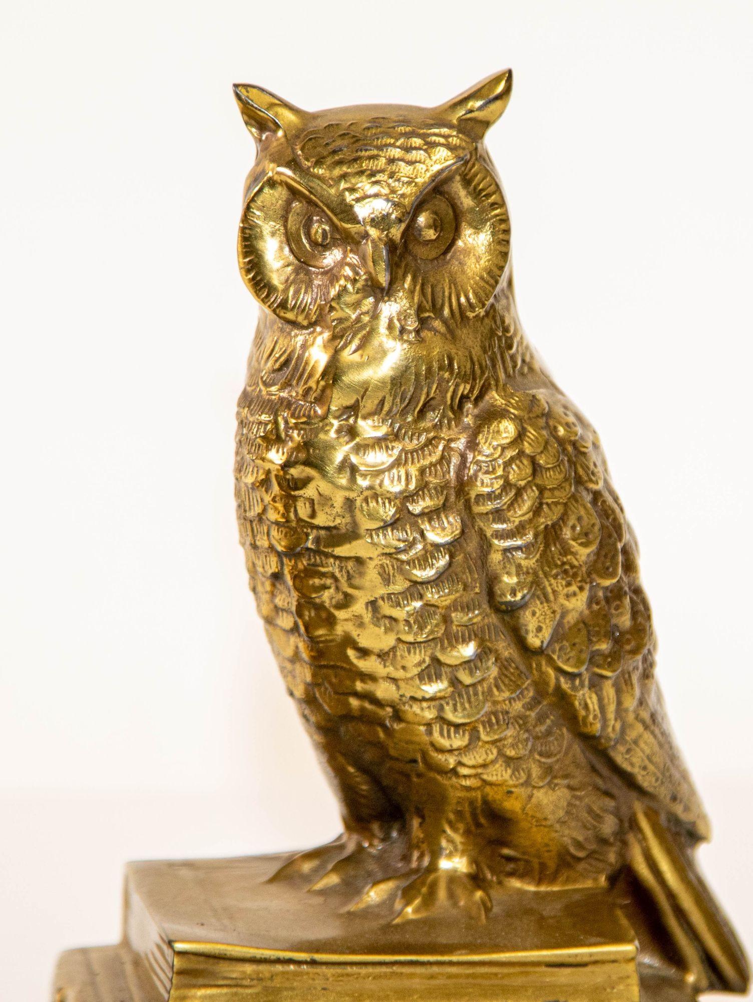 Vintage Cast Brass Owl Figurine Sculpture Bookends Mid-Century Modern 1950s For Sale 1