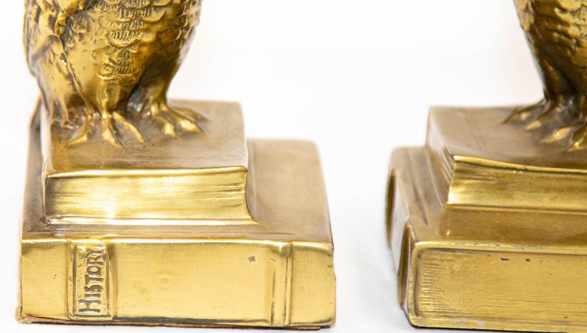 Vintage Cast Brass Owl Figurine Sculpture Bookends Mid-Century Modern 1950s For Sale 2