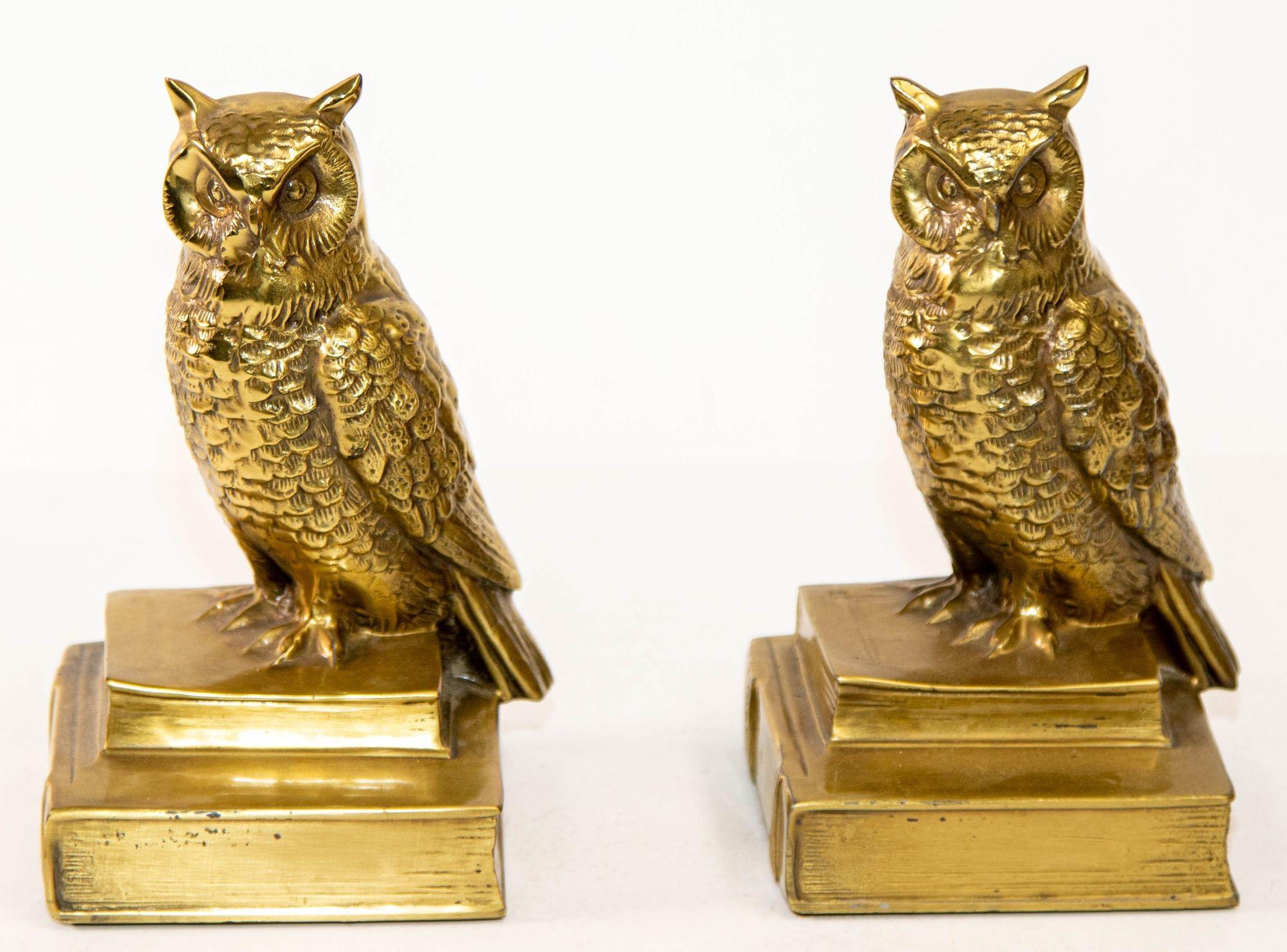Vintage Cast Brass Owl Figurine Sculpture Bookends Mid-Century Modern 1950s For Sale 5