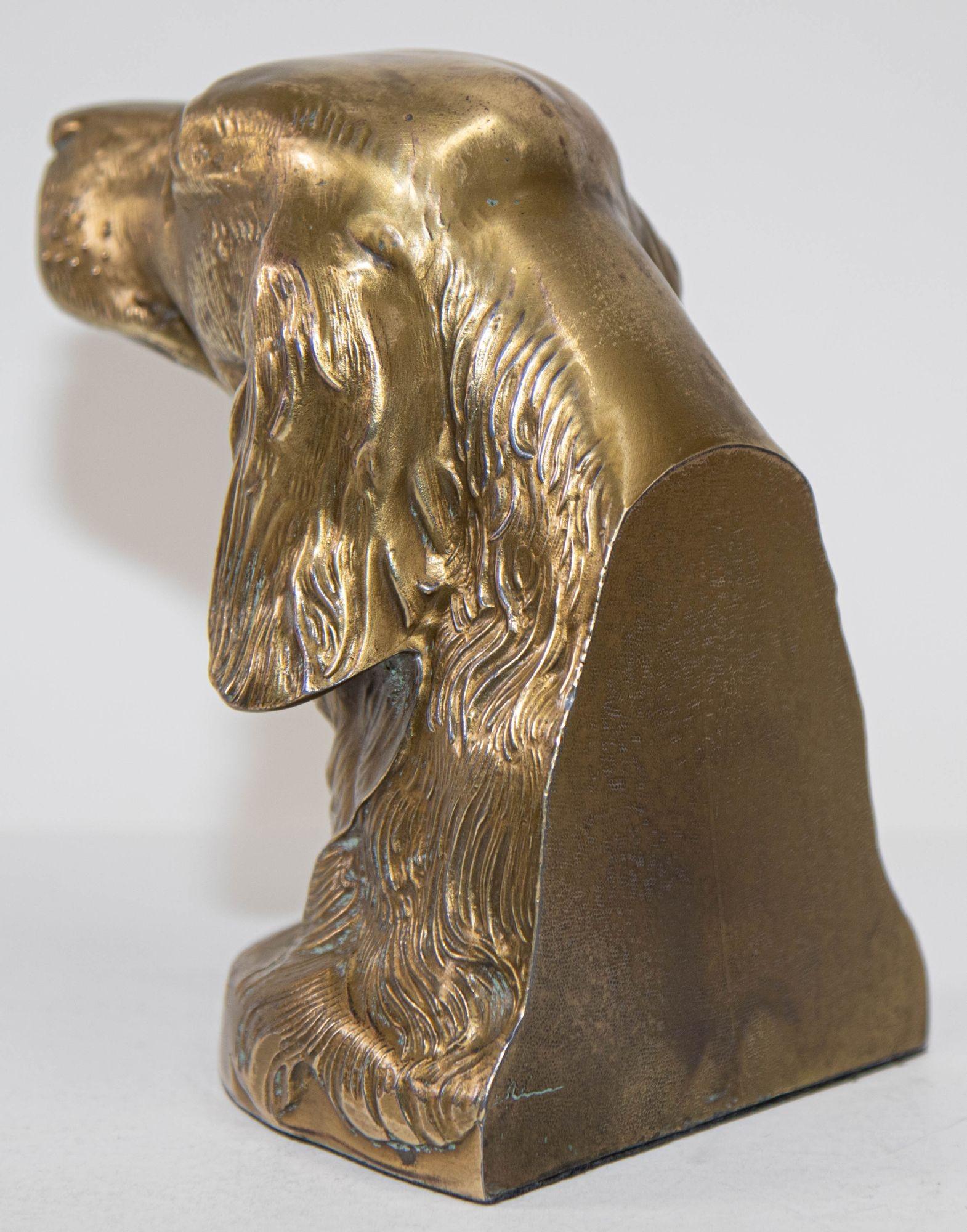 Vintage Cast Messing Skulptur von Beagle Hund Büste Buchstütze Briefbeschwerer (Gegossen) im Angebot