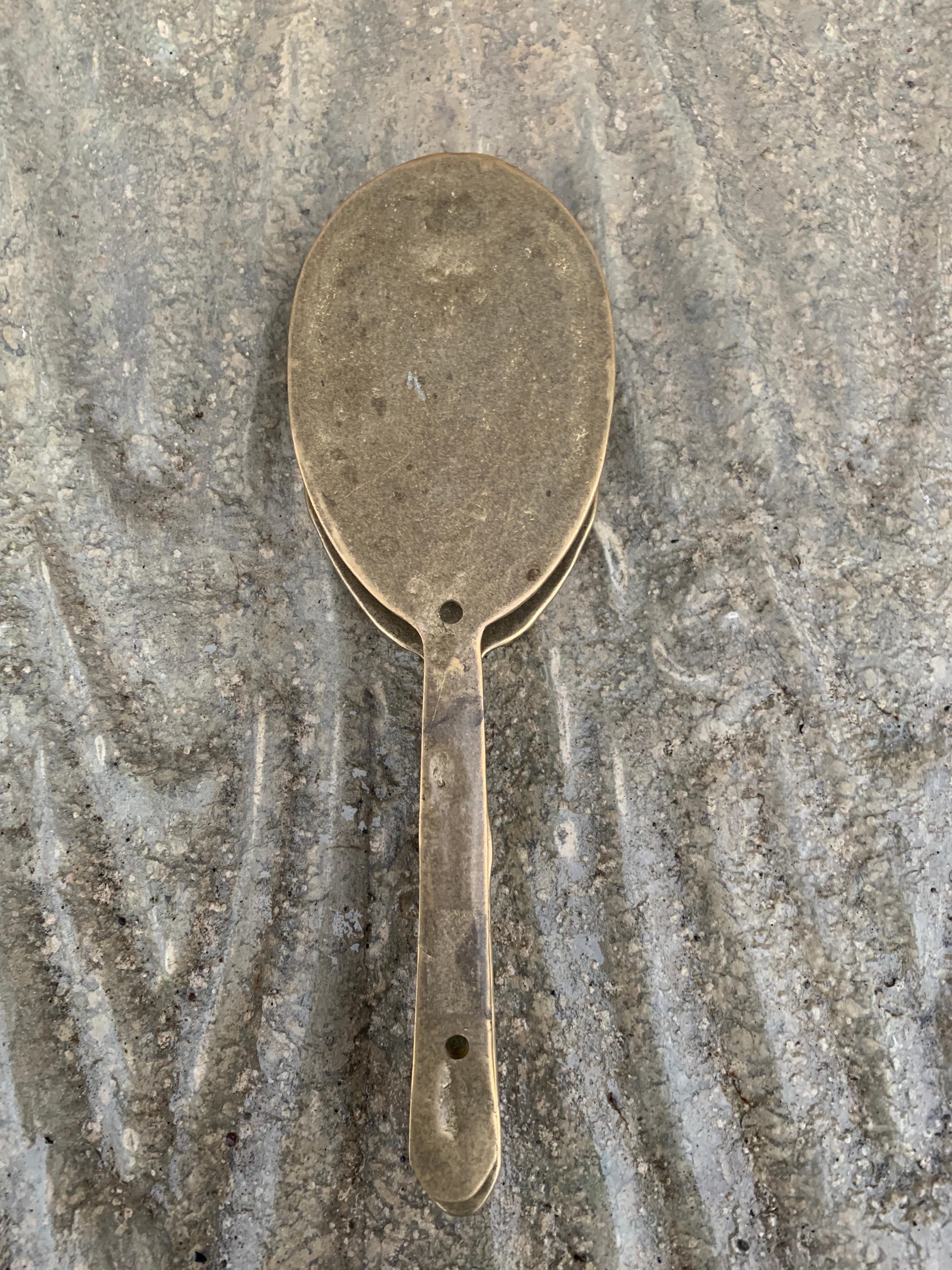 Battente per porta con racchetta da tennis in ottone fuso vintage in vendita 2