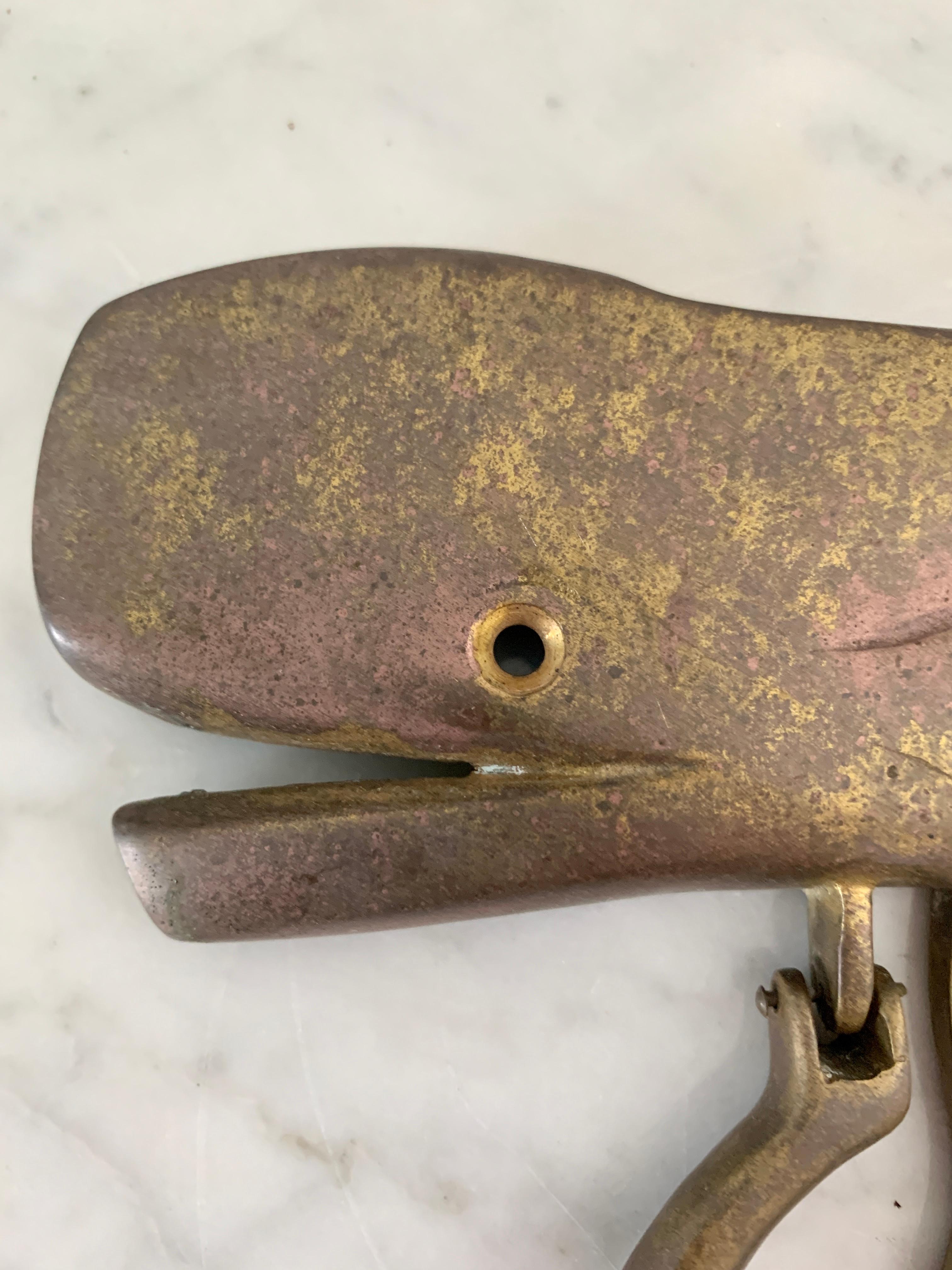 A gorgeous cast brass whale door knocker, perfect for your Nantucket, Cape, or Hamptons home! 

USA, mid-20th century

Measures: 8.5