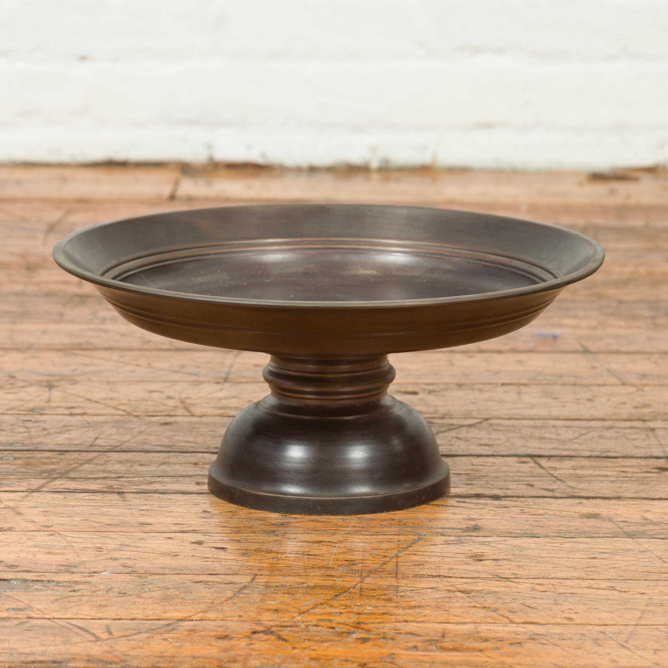 Vintage Cast Bronze Circular Cake Stand with Dark Patina For Sale 5
