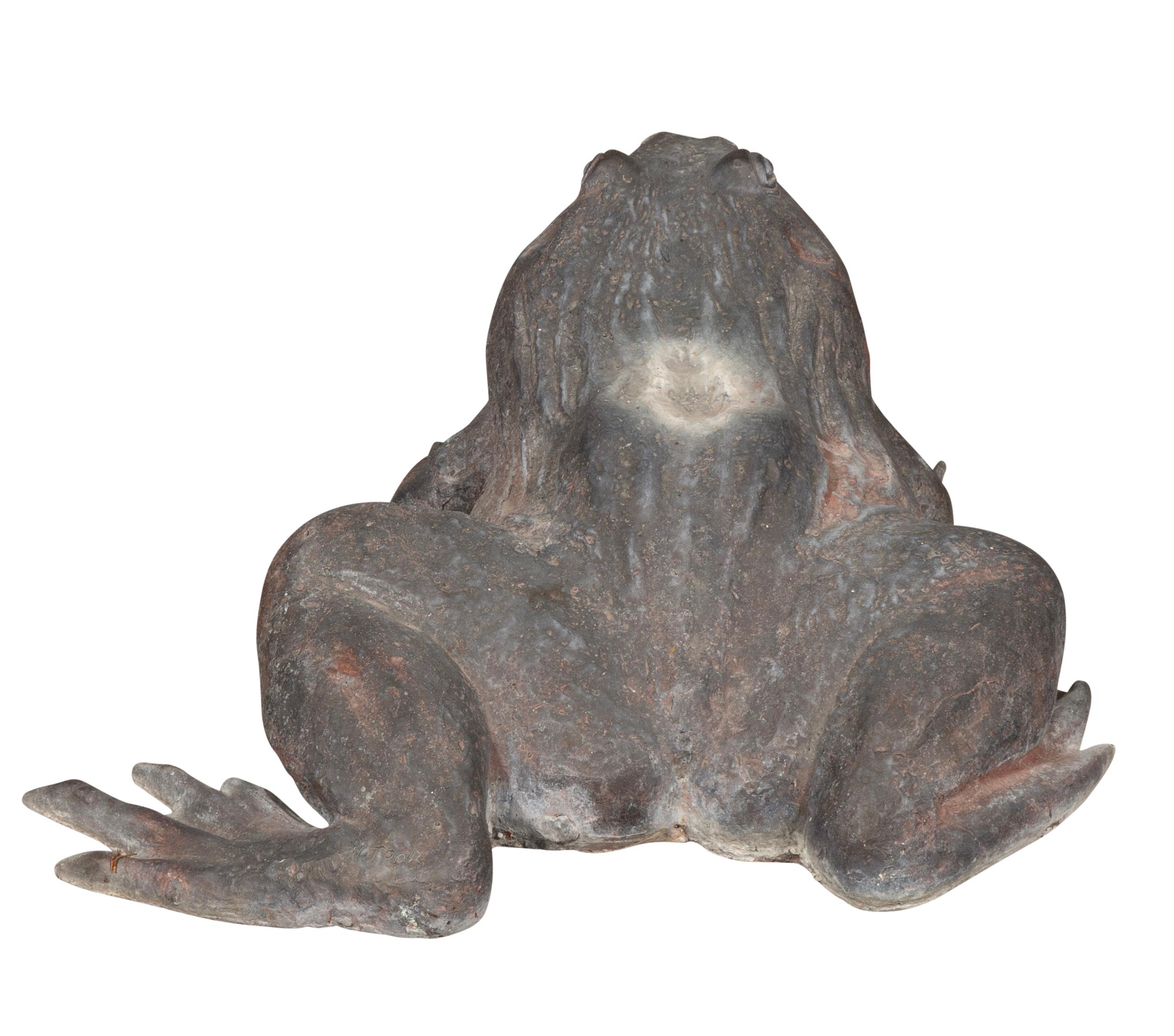 Vintage Cast Bronze Garden Frog In Good Condition For Sale In Essex, MA