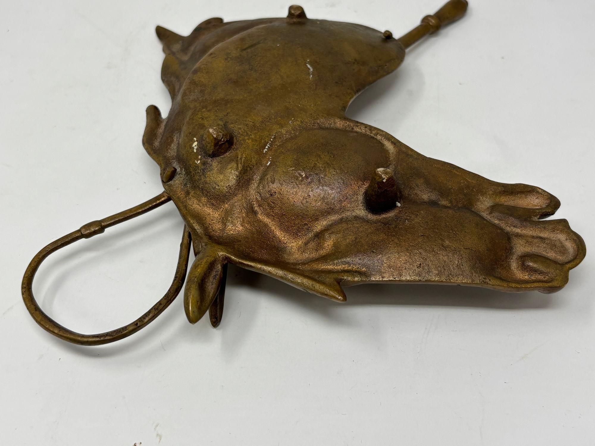 Cenicero Vintage de Bronce Fundido con Cabeza de Caballo Plato Ecuestre Catchall en venta 5