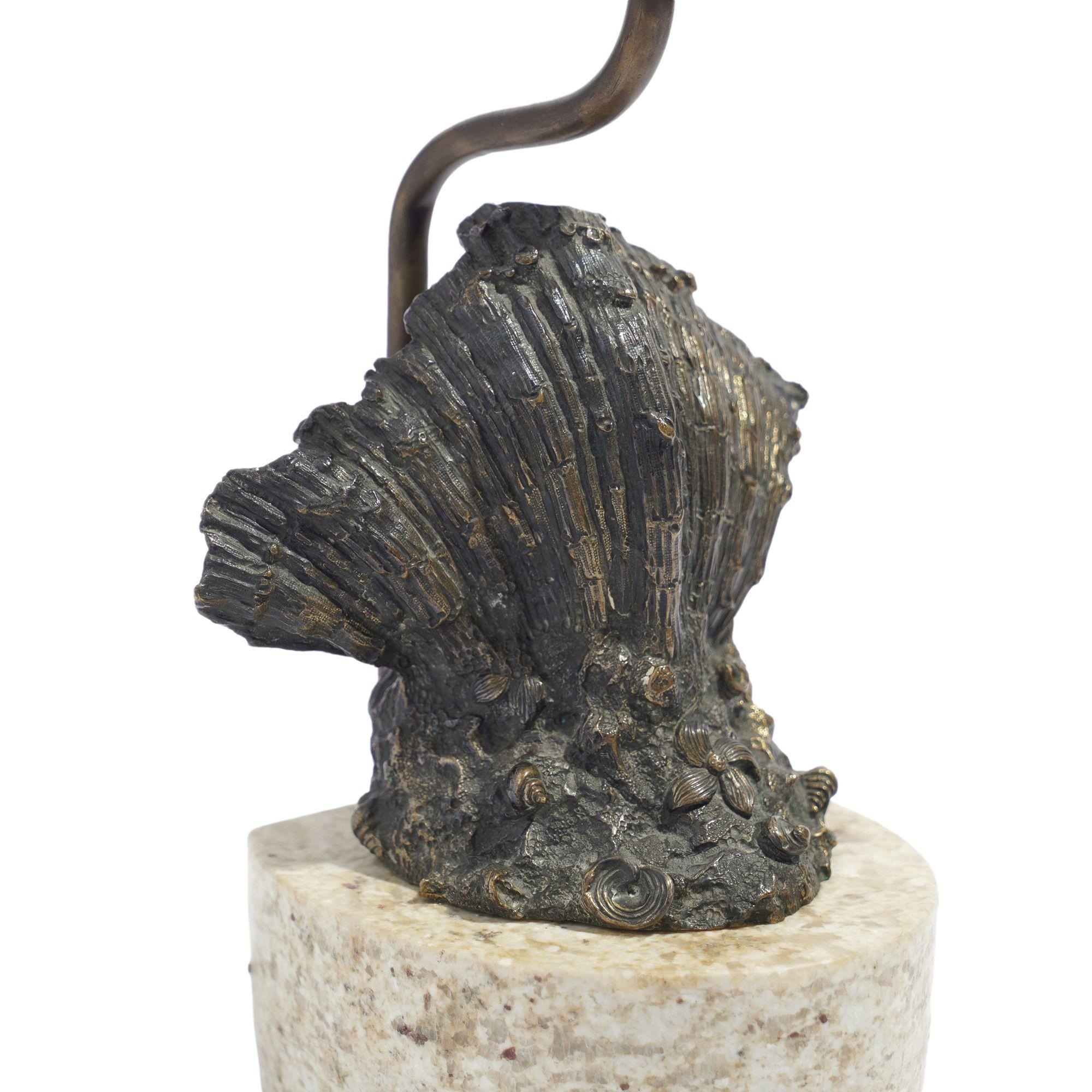 Vintage cast bronze shell lamp on a marble base, c. 1900 For Sale 8
