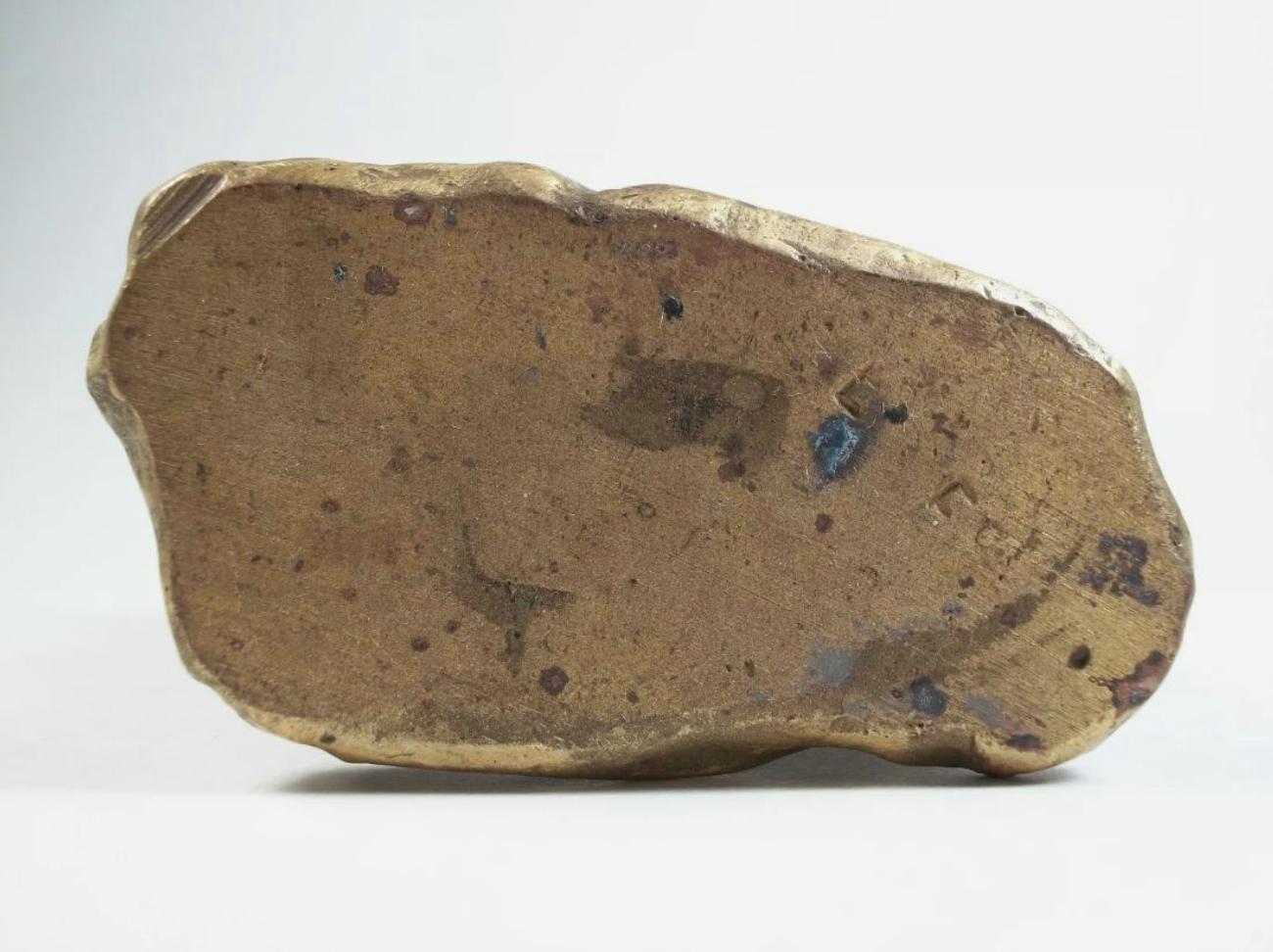 Ariete d'epoca in bronzo fuso e cesellato - Firmato E. F. A - Cina - Fine XX secolo in vendita 1