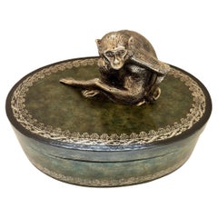 Sculture di animali in metallo