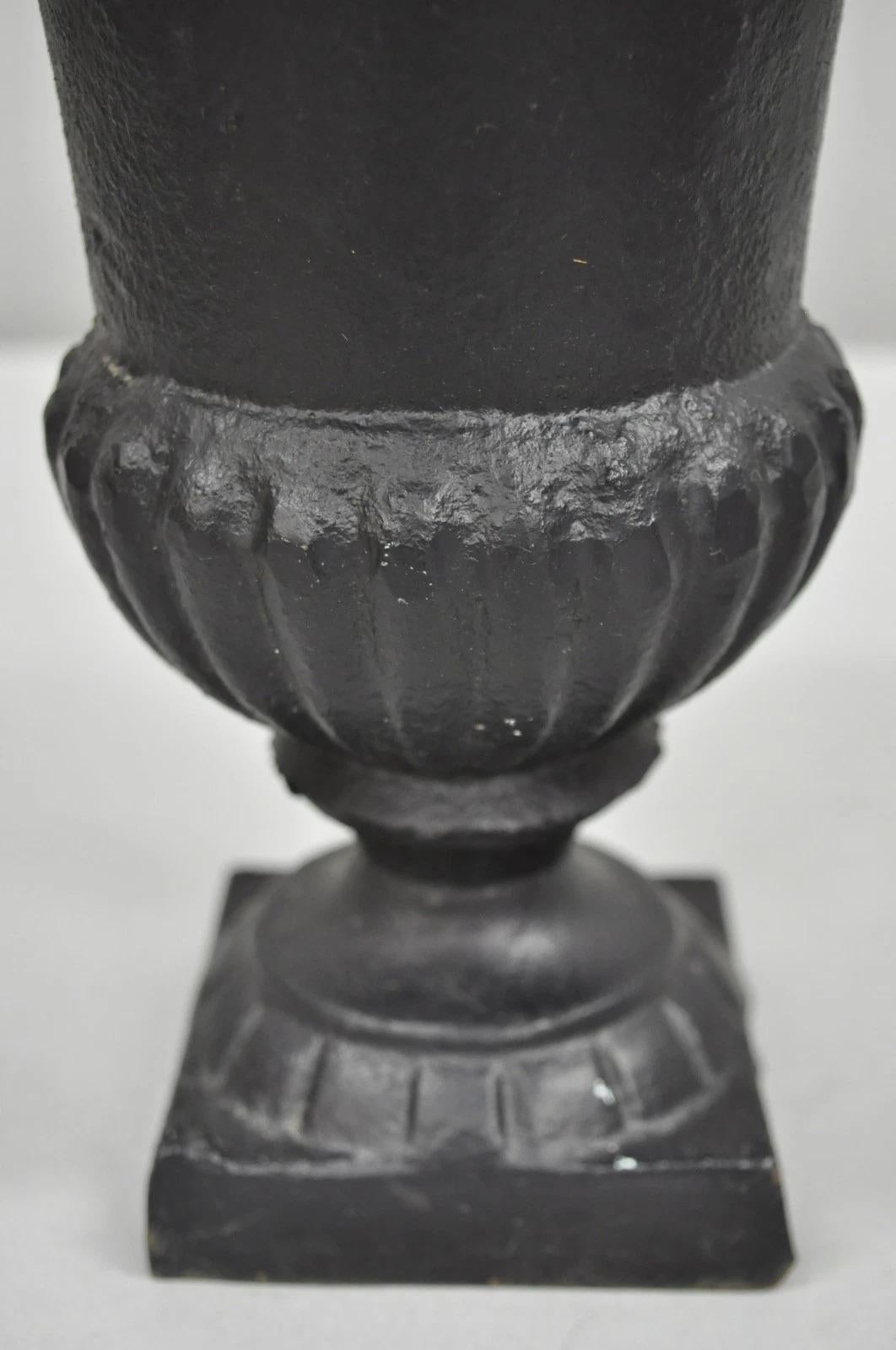 Unknown Vintage Cast Iron 8.5