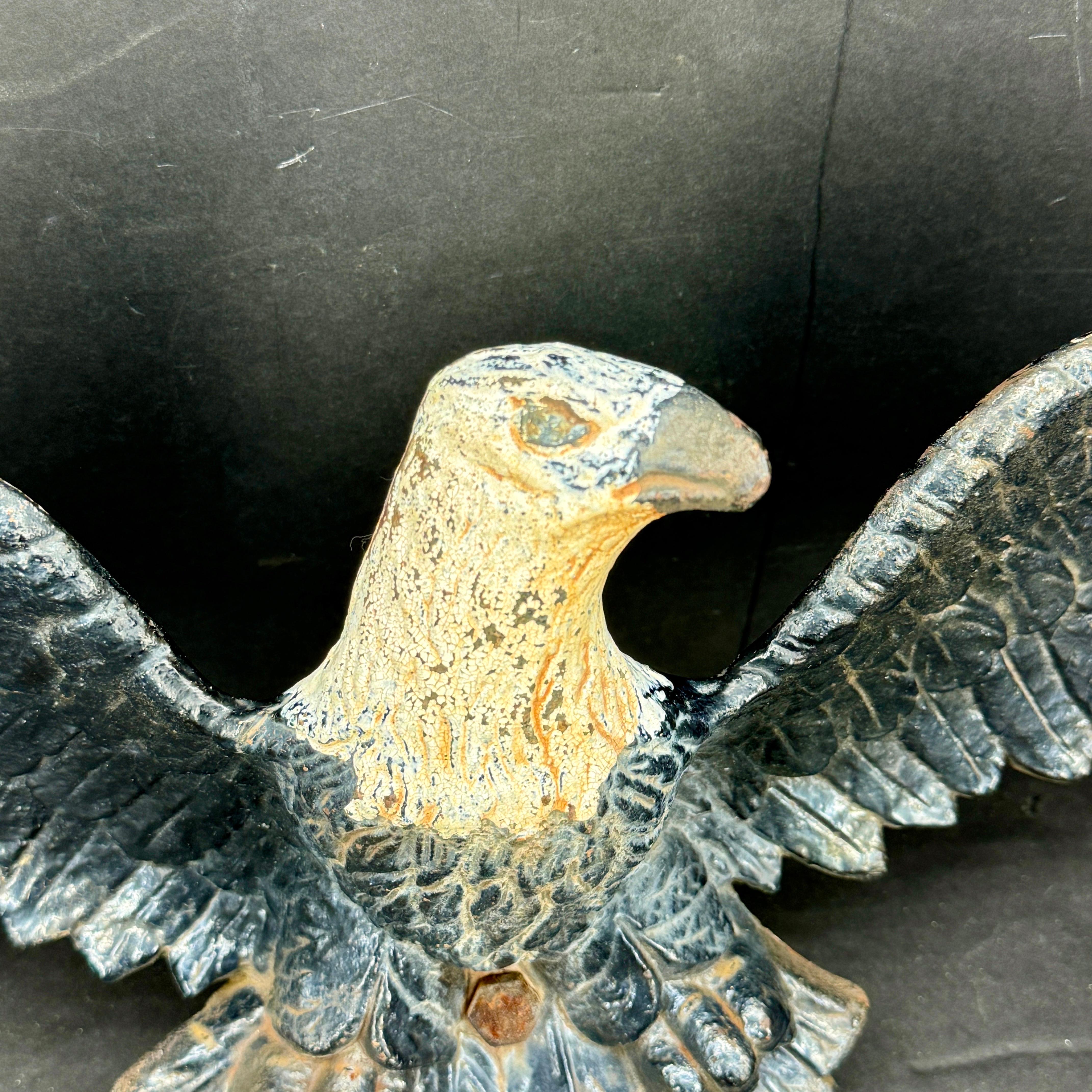 Vintage Cast Iron American Eagle Wall Plaque Fragment In Good Condition For Sale In Haddonfield, NJ