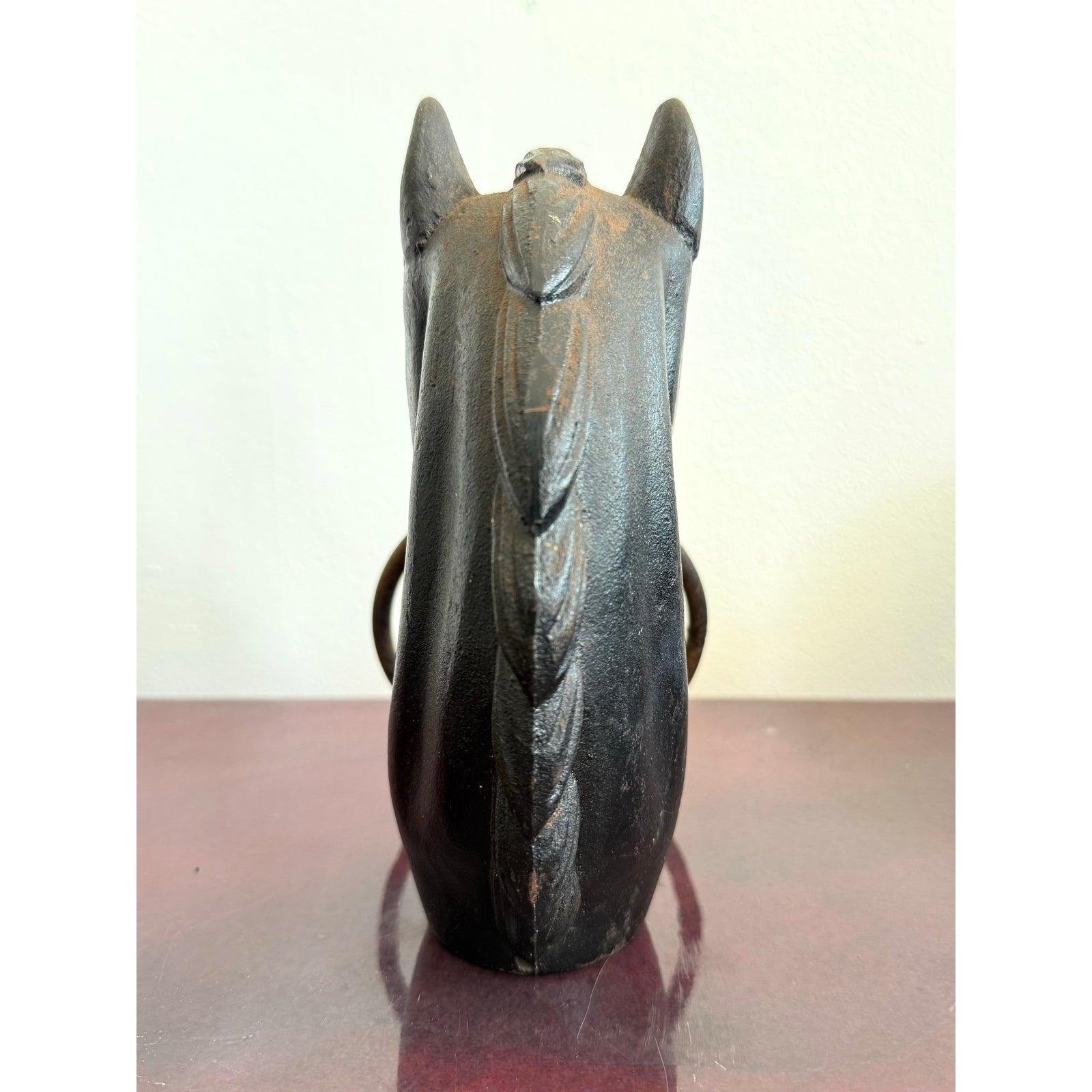 Vintage Cast Iron Pferdekopf Hitching Post im Zustand „Gut“ im Angebot in West Palm Beach, FL
