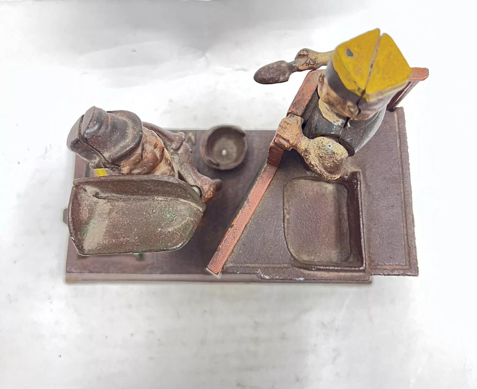 Vintage Cast Iron Mason and Hod Carrier Bank Coin Piggy Bank Taiwan Reproduction In Good Condition For Sale In Philadelphia, PA