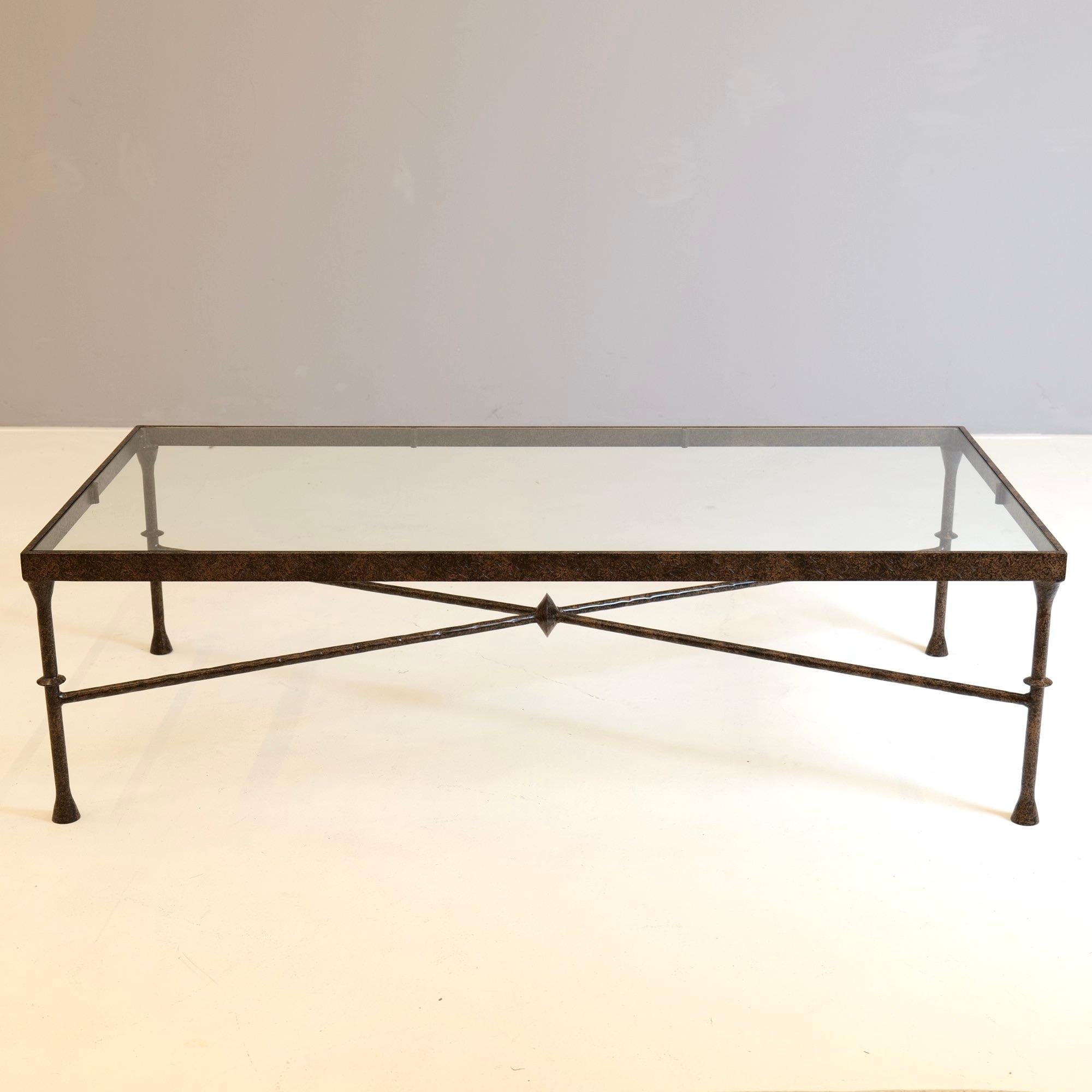 Fin du 20e siècle Table vintage en fonte à la manière de Diego Giacometti - années 1980 en vente
