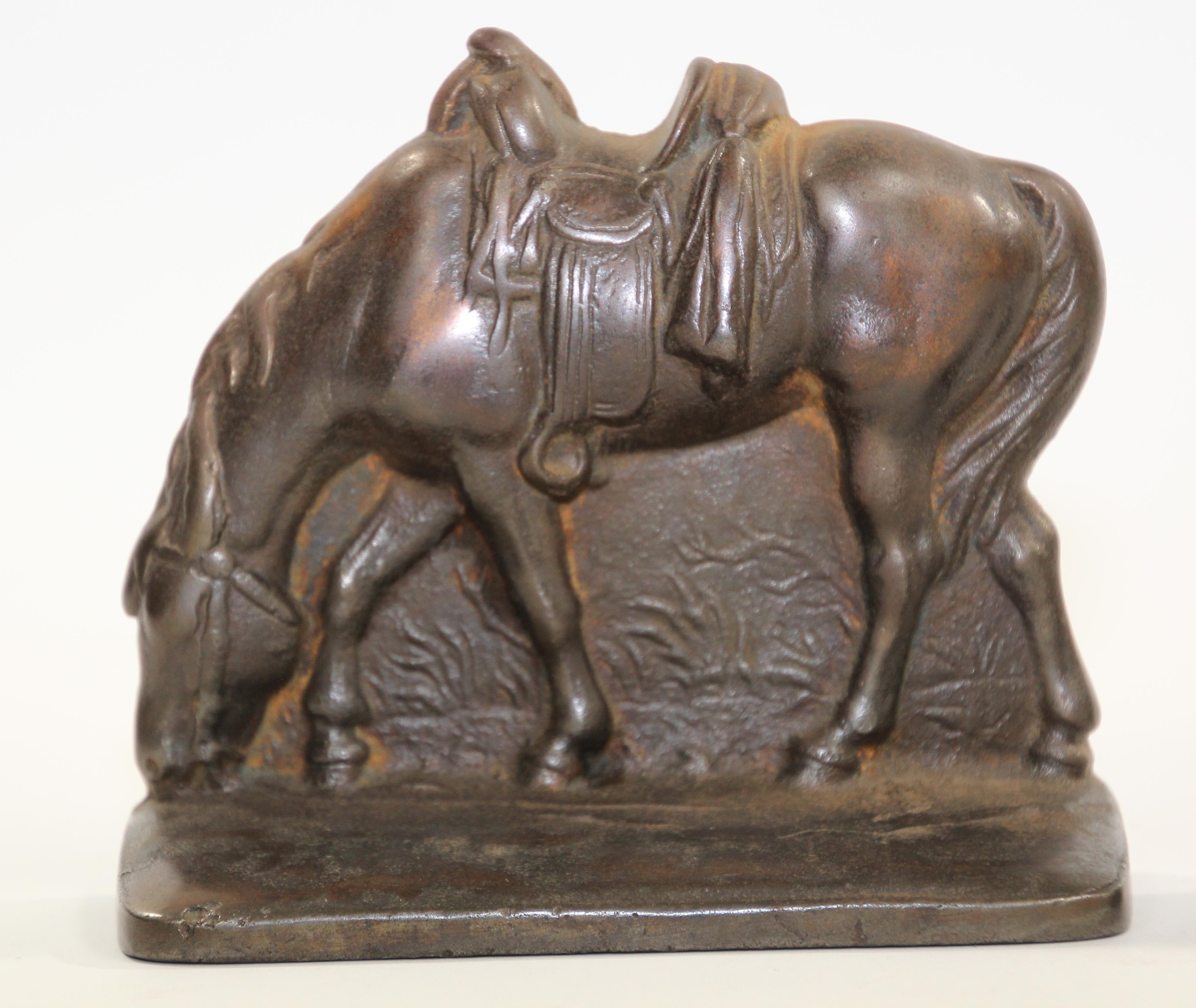 cast iron horse bookends
