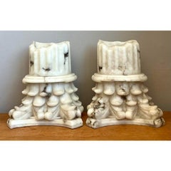 Lampada a colonna in resina fusa d'epoca - Una coppia