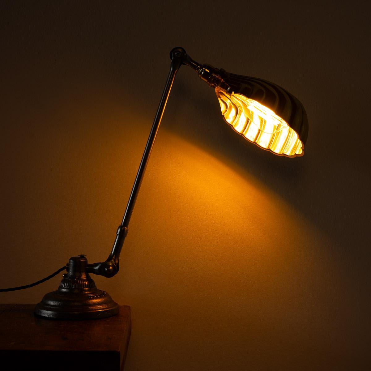 Lampe de piano Dugdills vintage en acier moulé avec abat-jour en laiton 2