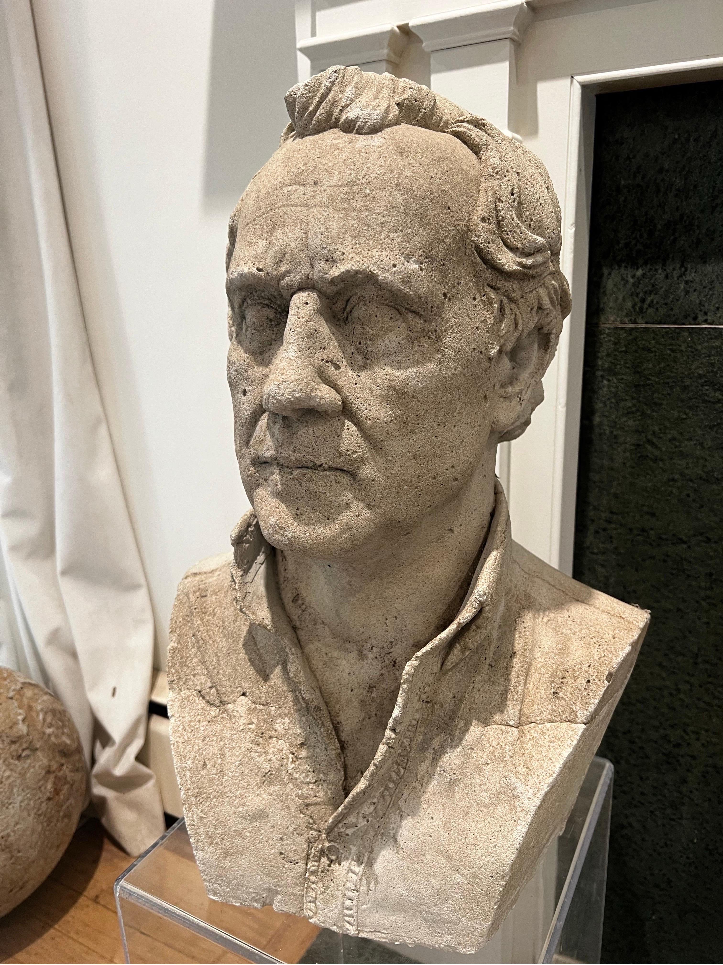 Vintage Cast Stone Bust of Male Figure en vente 3