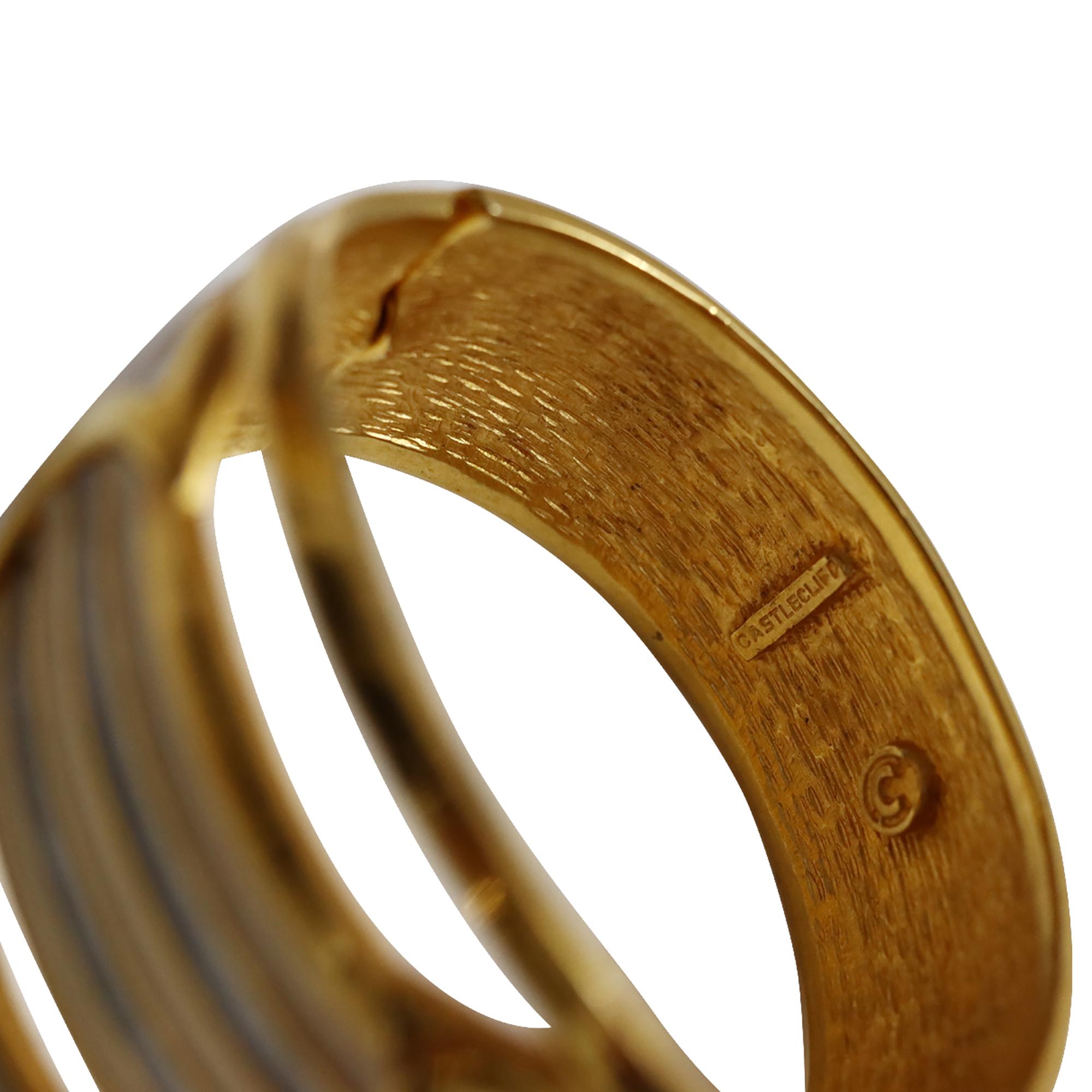 Castlecliff Gold  Bracelet manchette crème et gris Circa 1980 en vente 3
