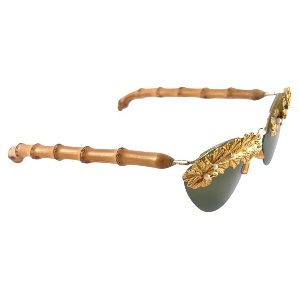 Vintage Cat Eye Bamboo Filigree & Pearls Wood Mid Century Sunglasses 1960's In New Condition In Baleares, Baleares