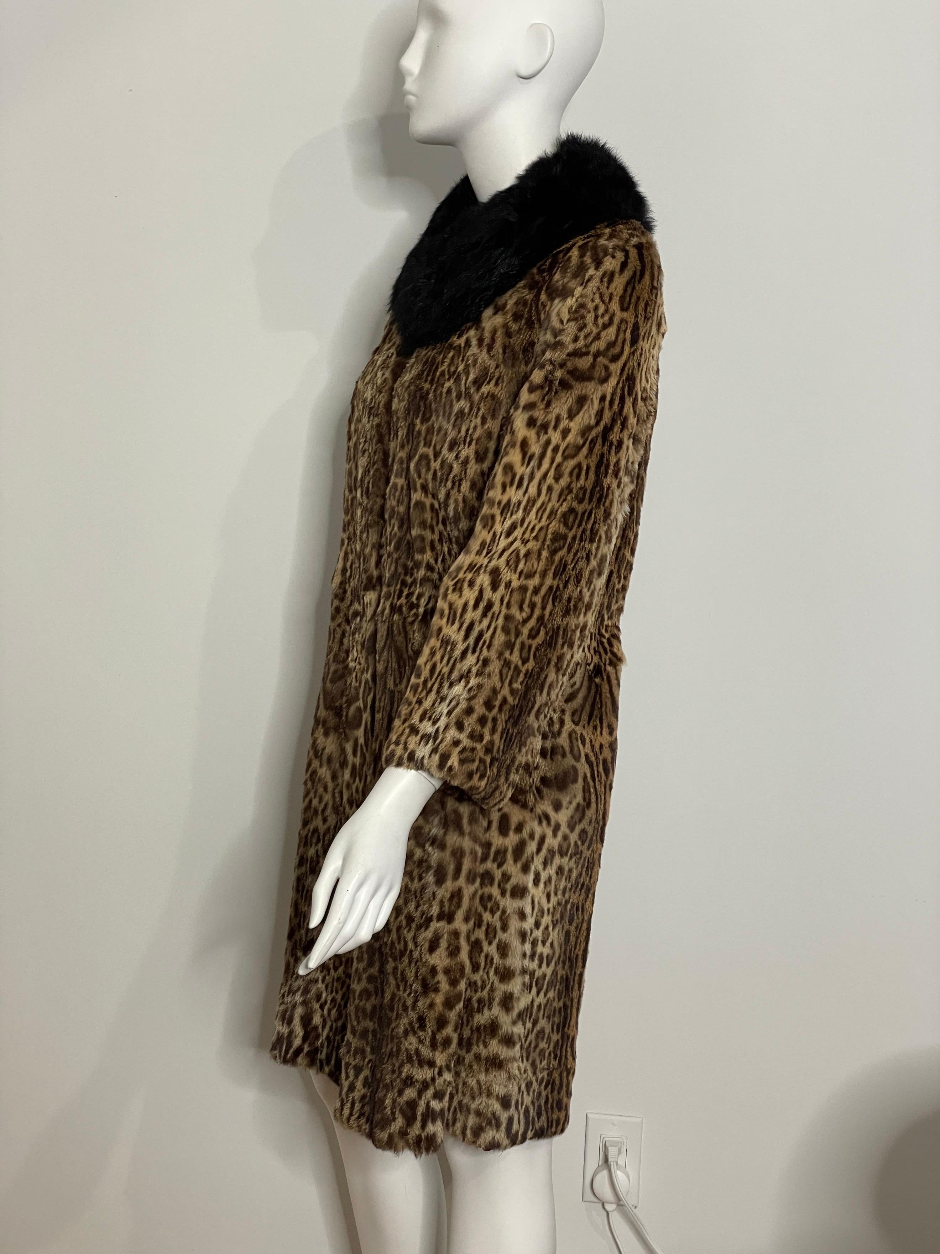 Vintage Cat Print Fur Jacket - Car Coat  In Good Condition For Sale In Wallkill, NY