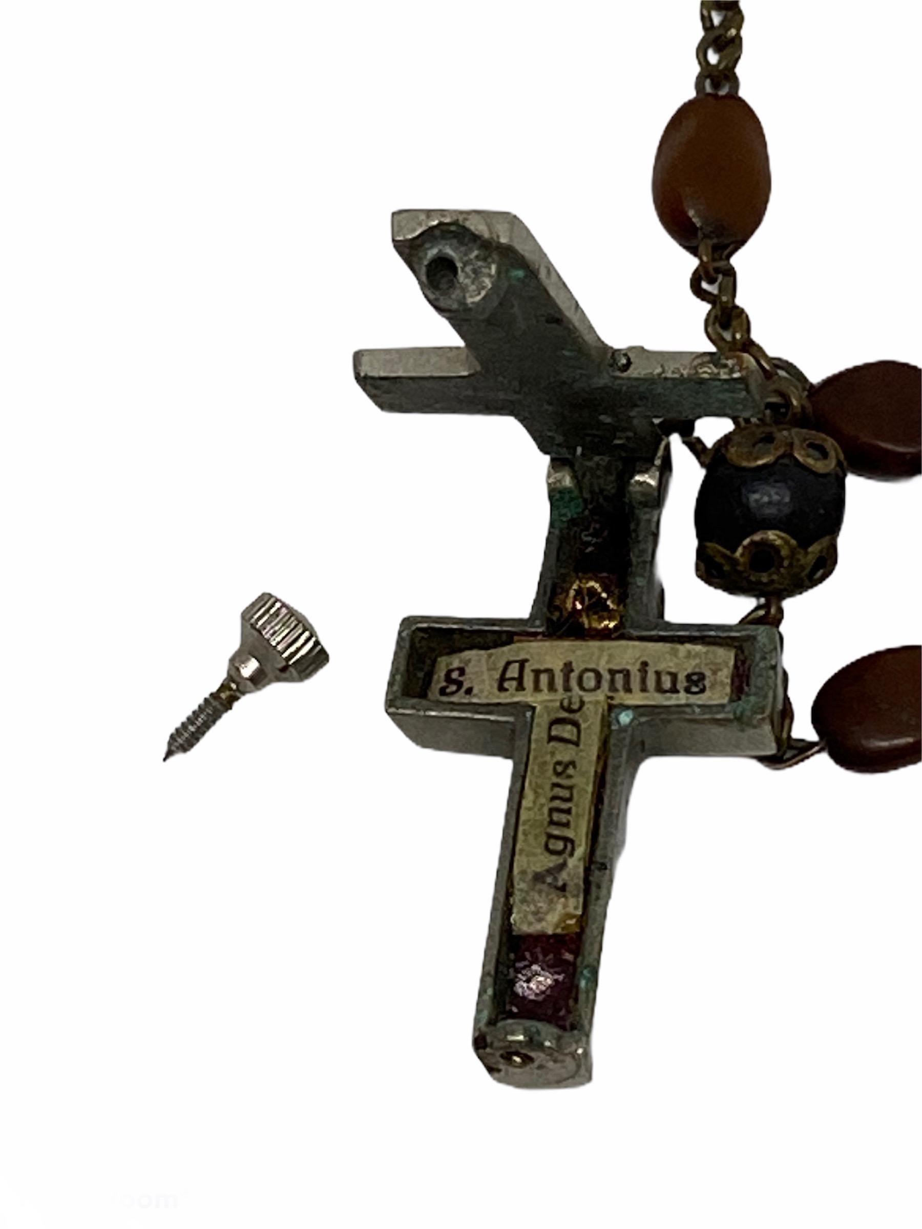 crucifix with relics inside