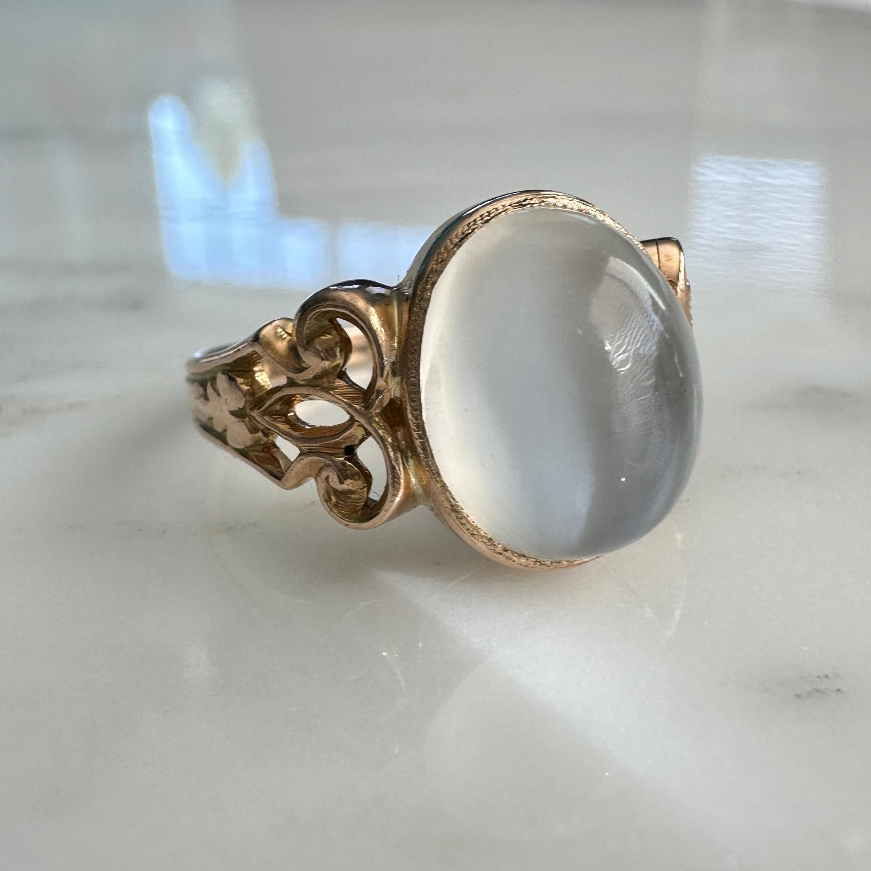 Vintage Cat's Eye Moonstone 14K Gold Ring 7