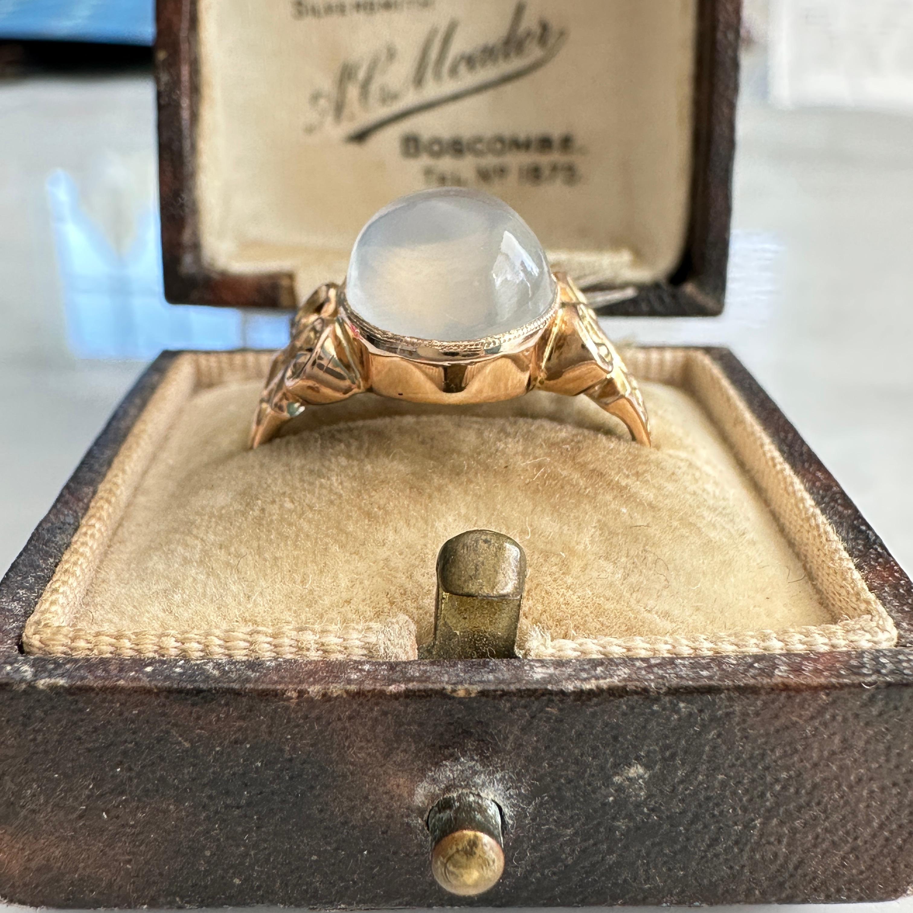 Vintage Cat's Eye Moonstone 14K Gold Ring 11
