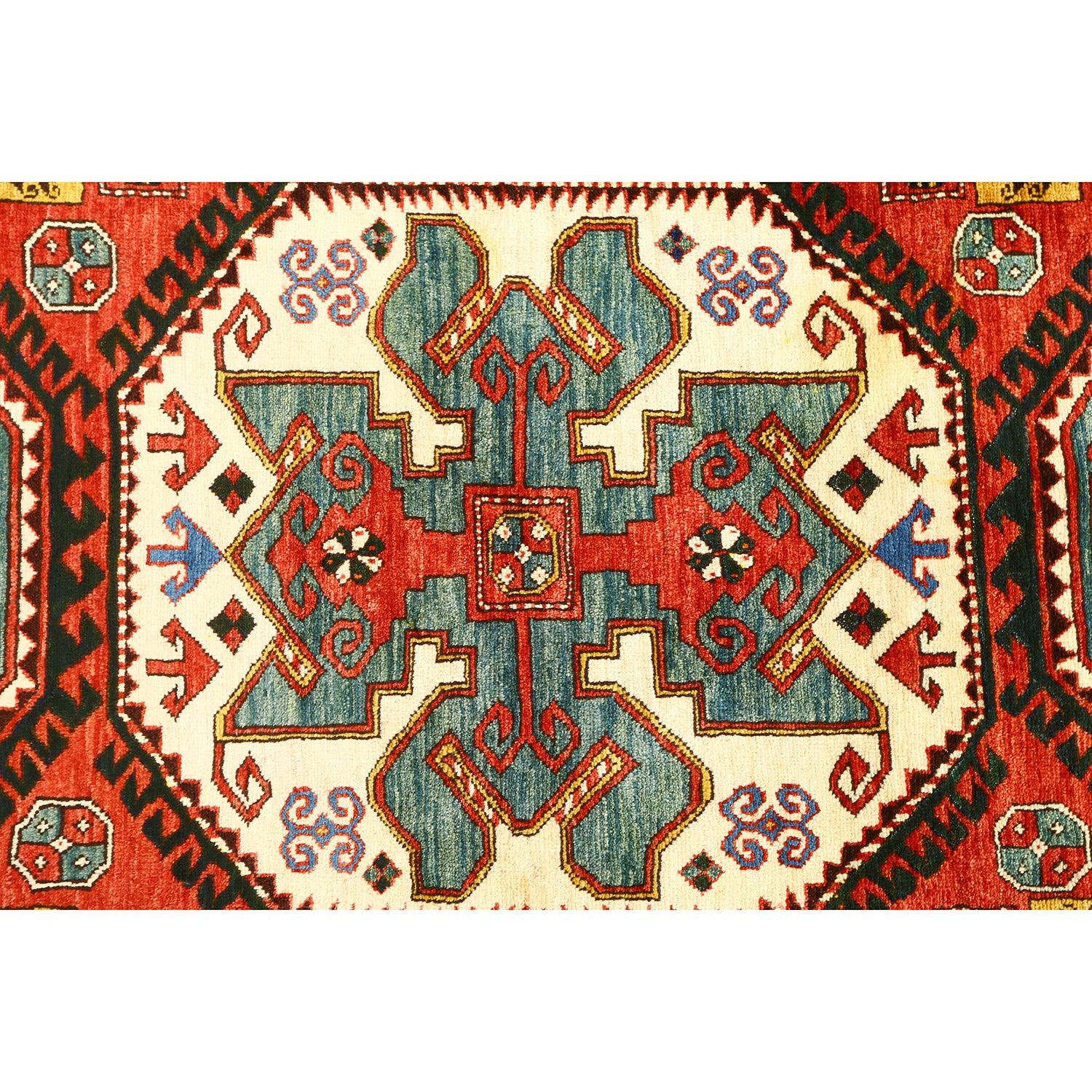 Hand-Knotted Vintage Caucasia Rug - Size: 8'5x5'7 For Sale