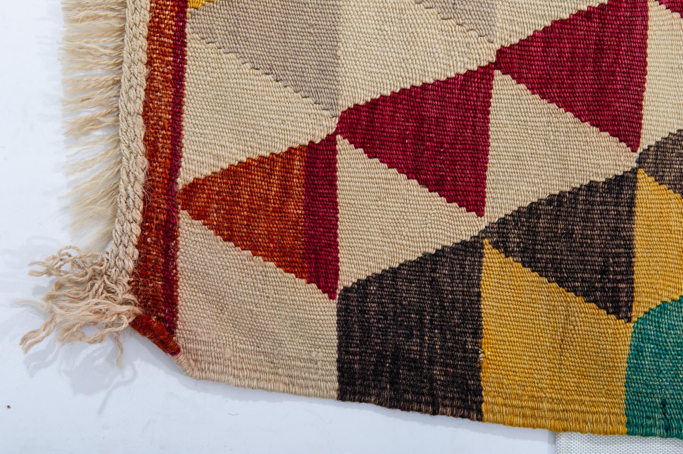 Laine Kilim caucasien polychrome vintage en vente