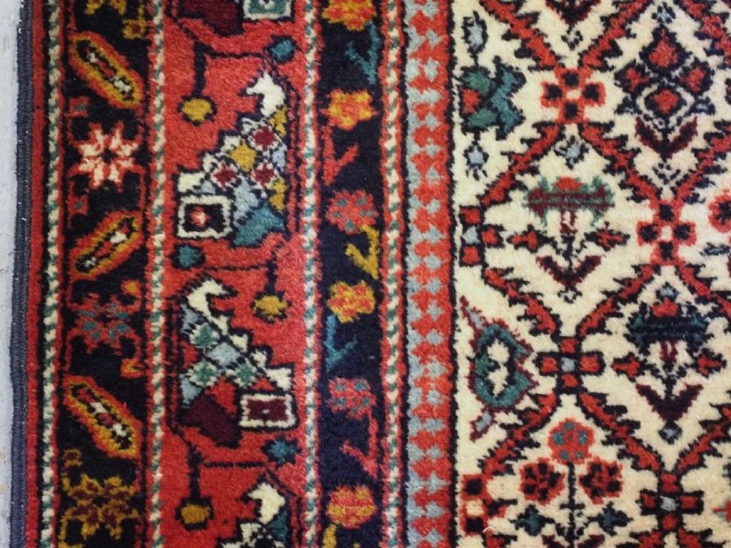 Caucasien Tapis caucasien vintage de prière Erivan avec motif treillis, vieux d'environ 40 ans en vente