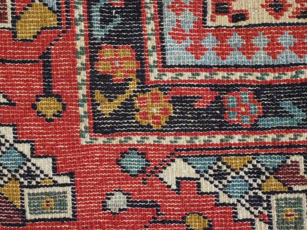Tapis caucasien vintage de prière Erivan avec motif treillis, vieux d'environ 40 ans Excellent état - En vente à Moreton-In-Marsh, GB