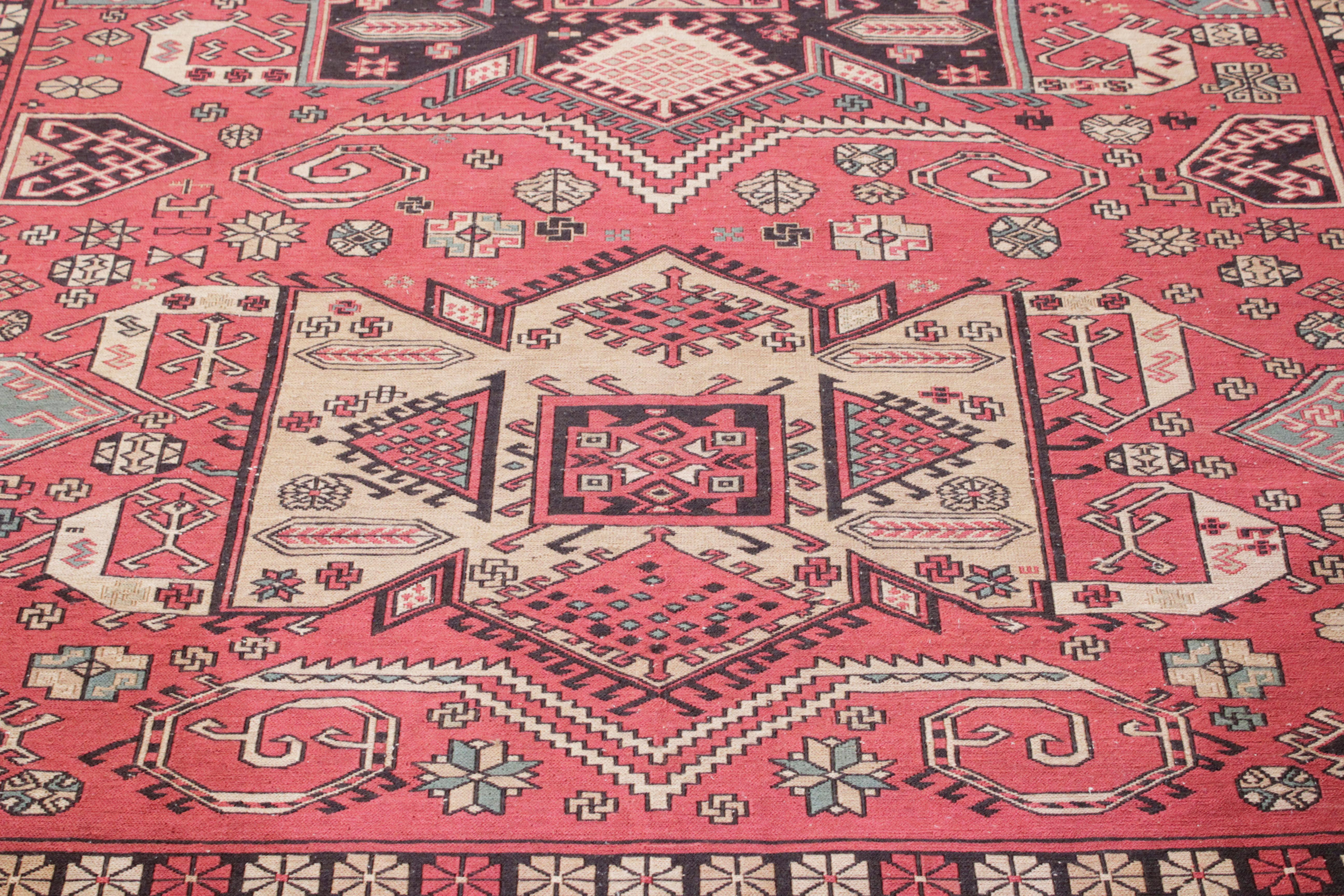 Vintage Kaukasisch Geometrisches Design Sumak Teppich (Aserbaidschanisch) im Angebot