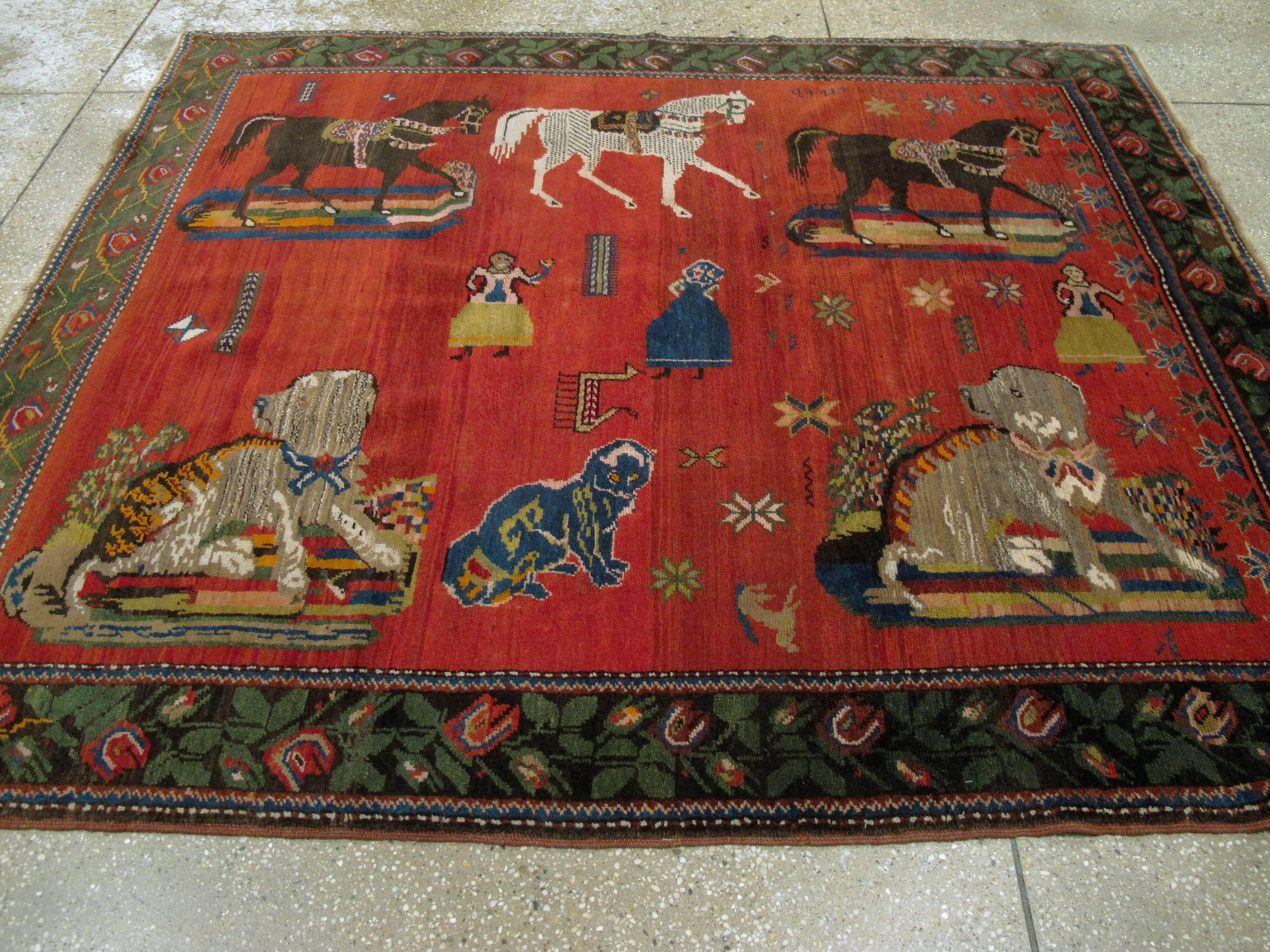 Kaukasischer Karabagh-Teppich im Vintage-Stil im Zustand „Hervorragend“ im Angebot in New York, NY