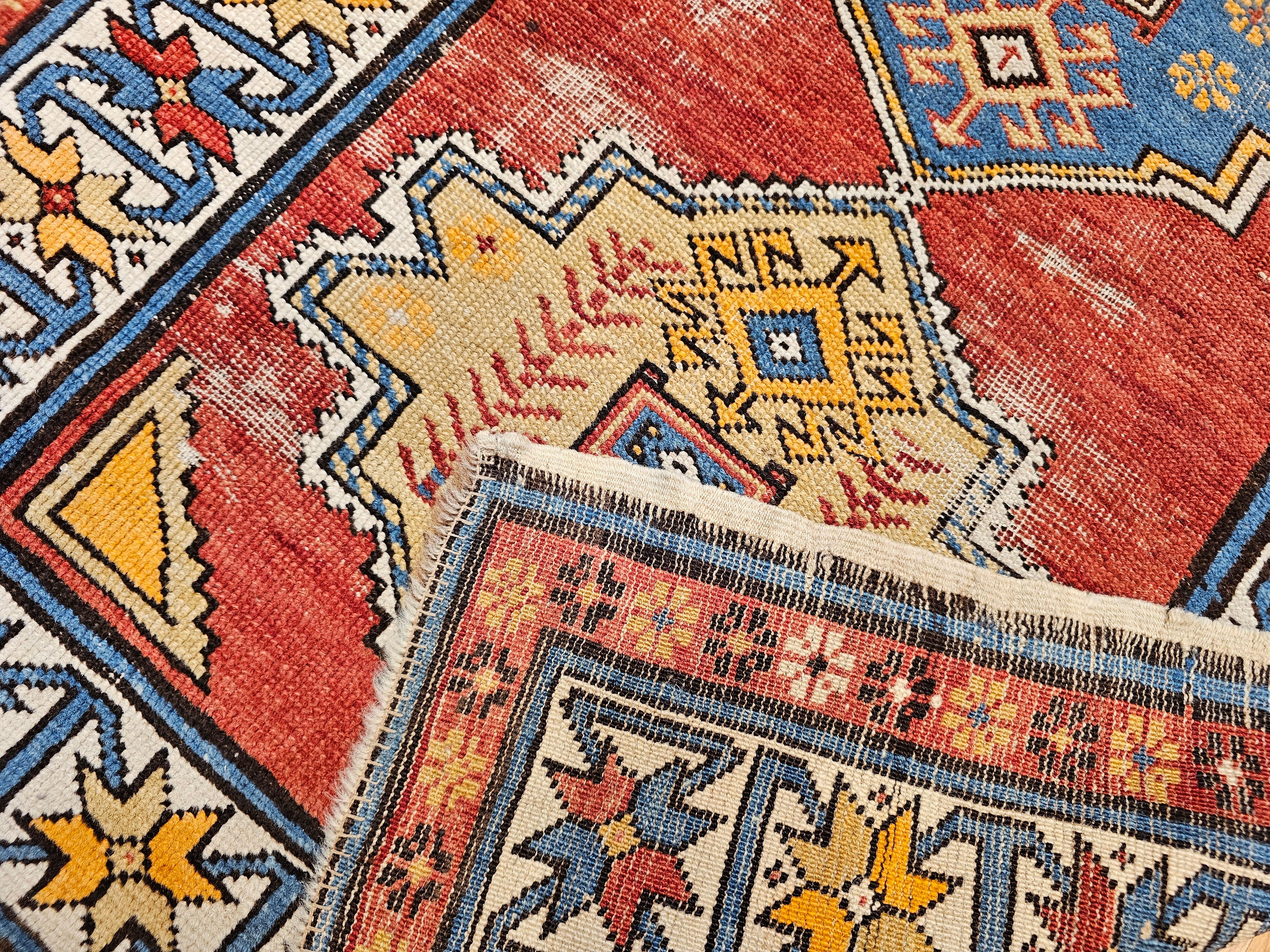 Alfombra caucásica kazaka vintage, principios del siglo XX en venta 4
