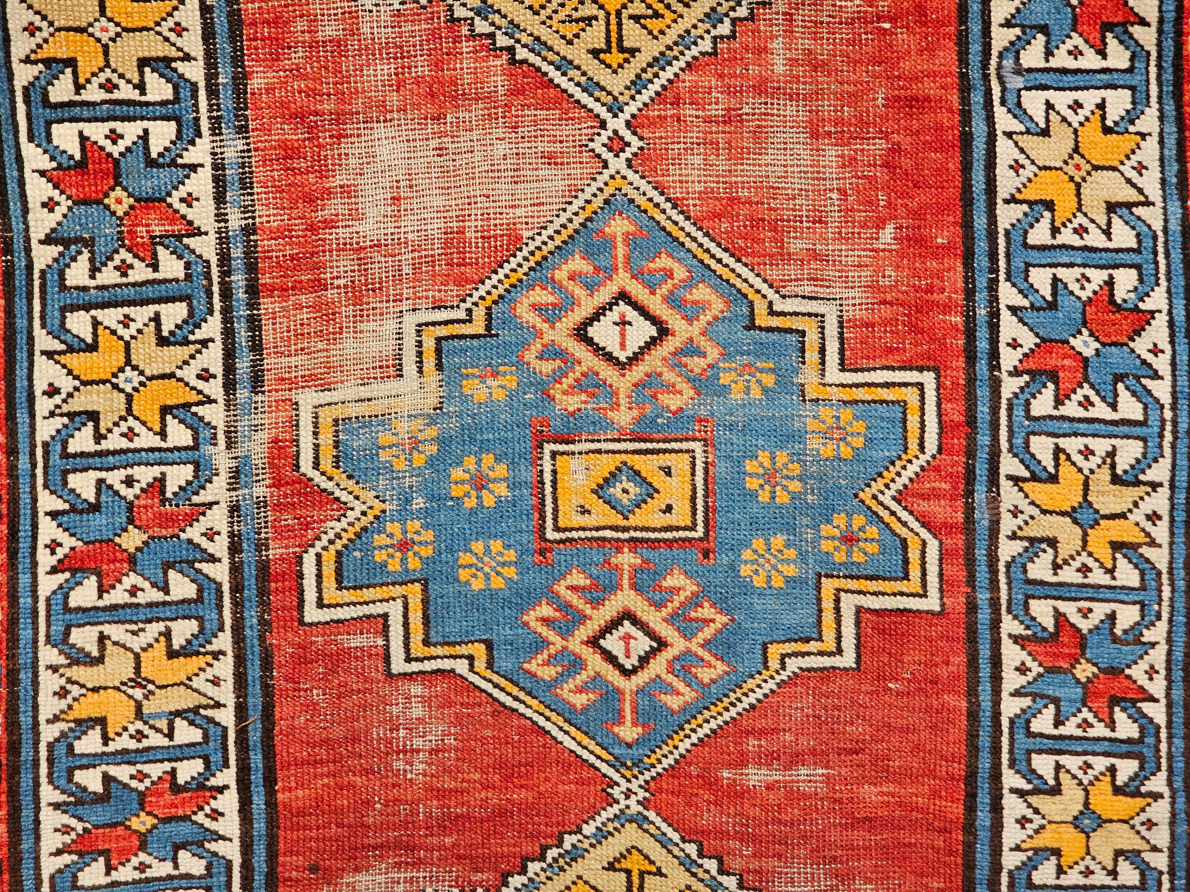 Alfombra caucásica kazaka vintage, principios del siglo XX Lana en venta