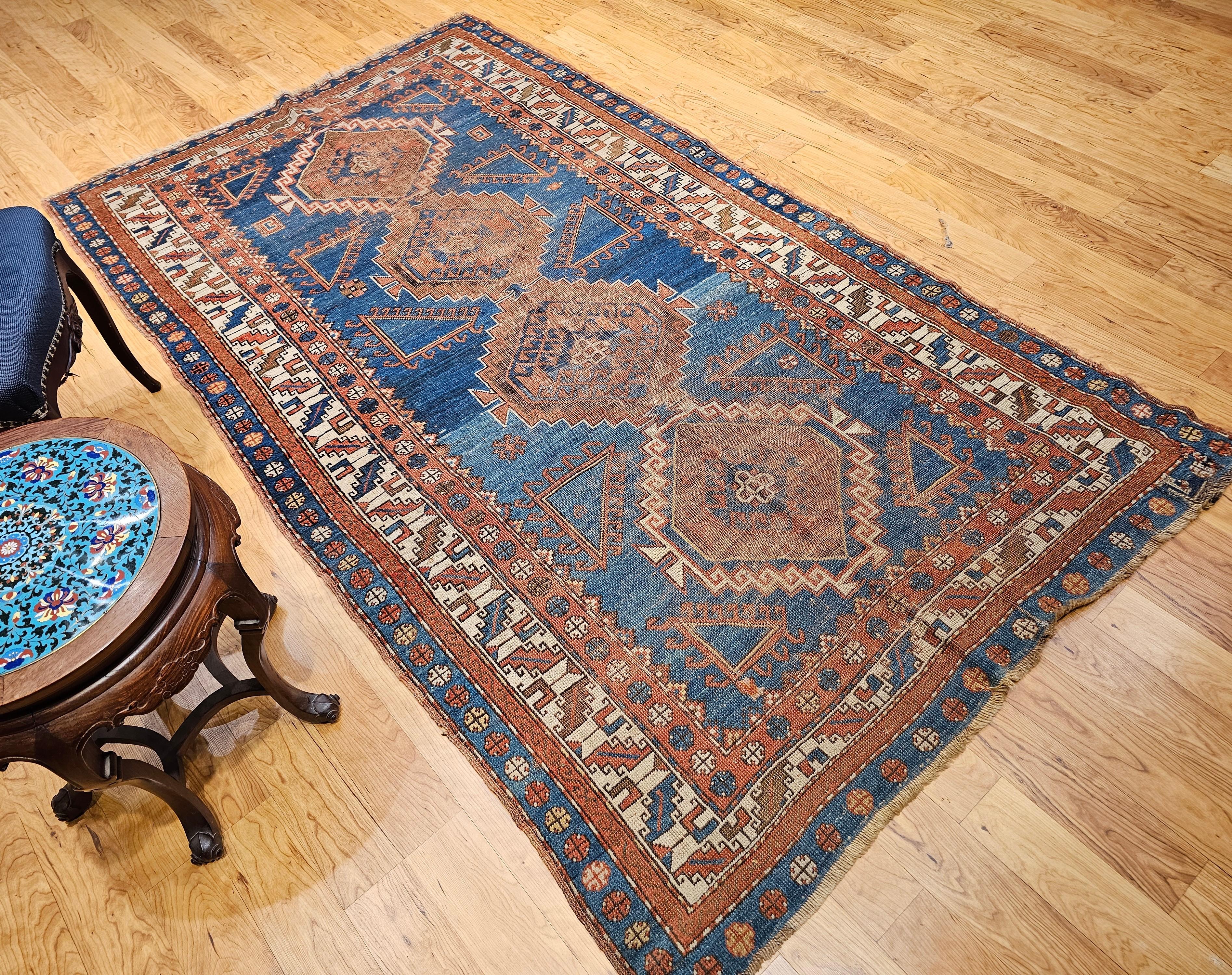 Tapis vintage du Caucase Kazak en vente 7