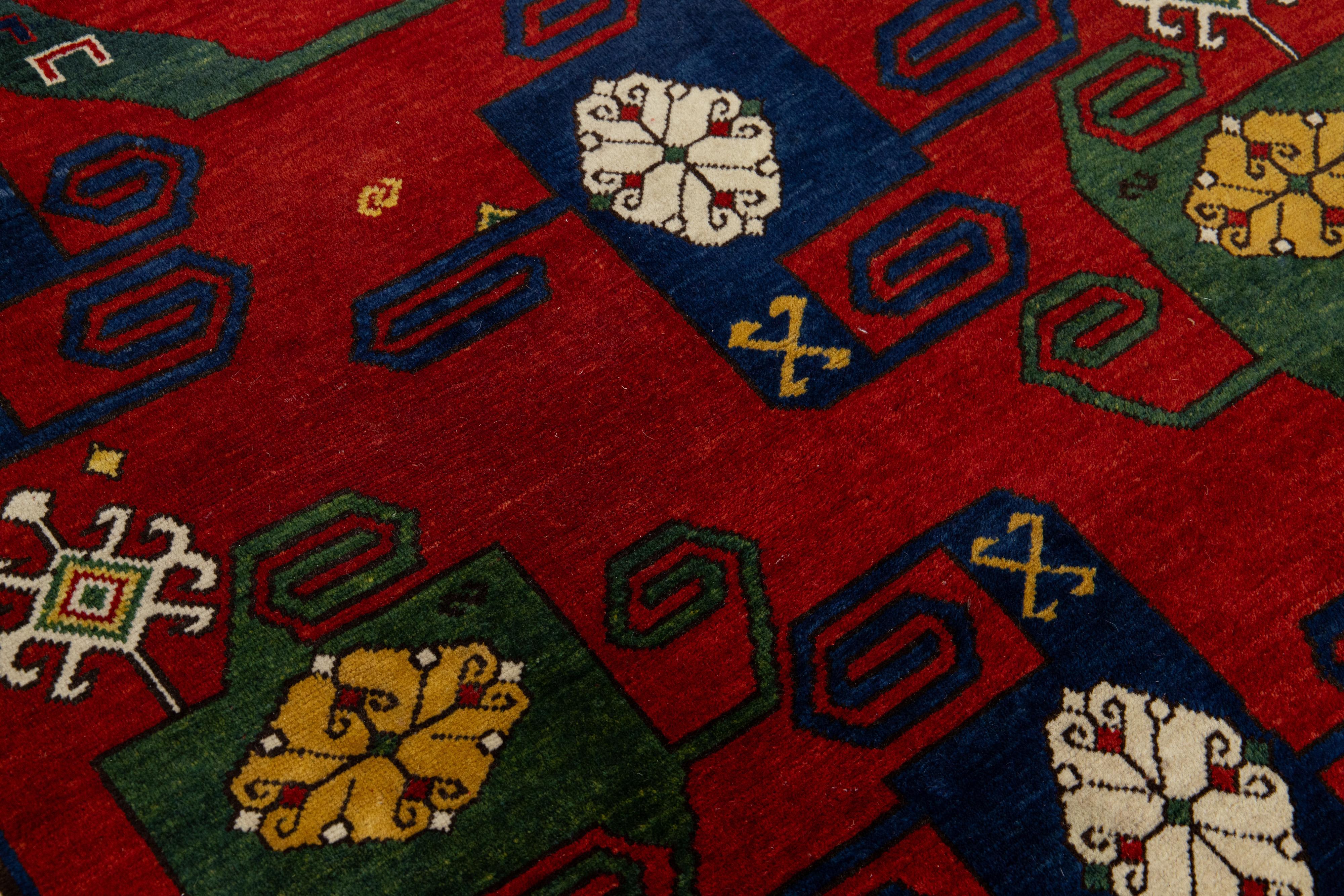 Handgefertigter kaukasischer Kasachischer Vintage-Wollteppich in Rot mit geometrischem Design im Angebot 2