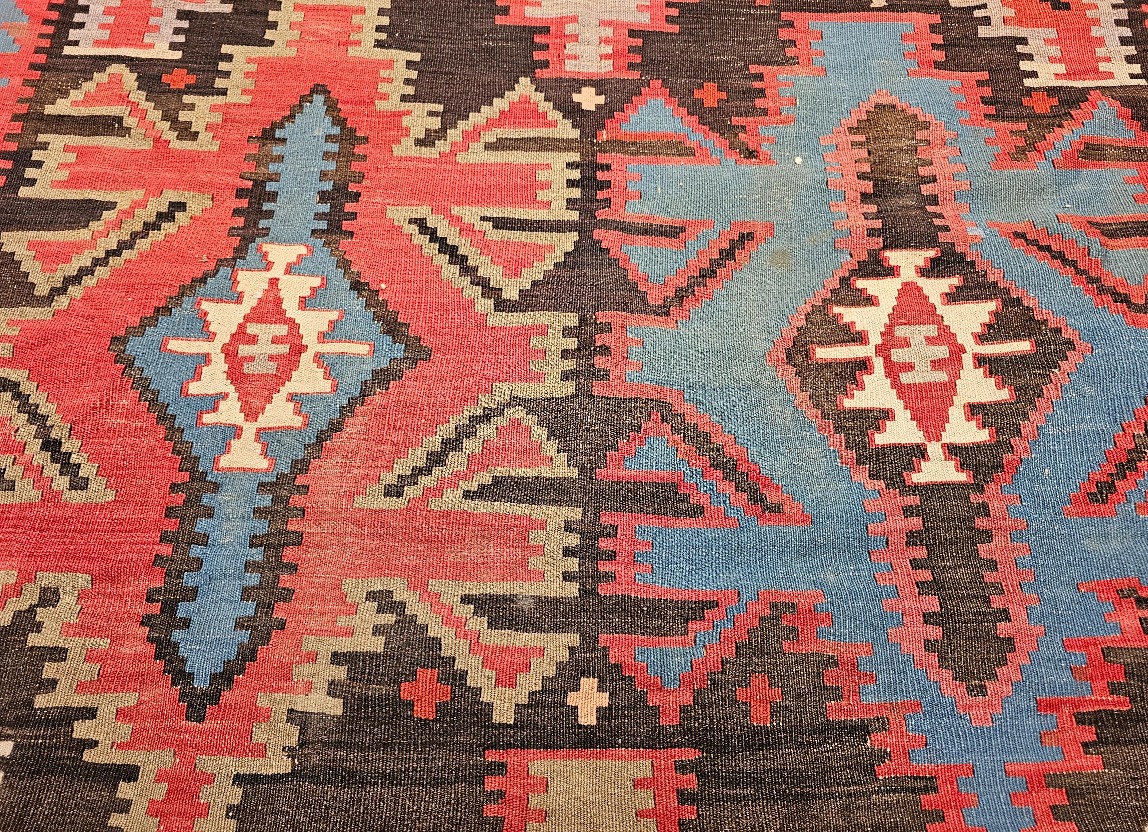 Kilim caucasien vintage en vente 5