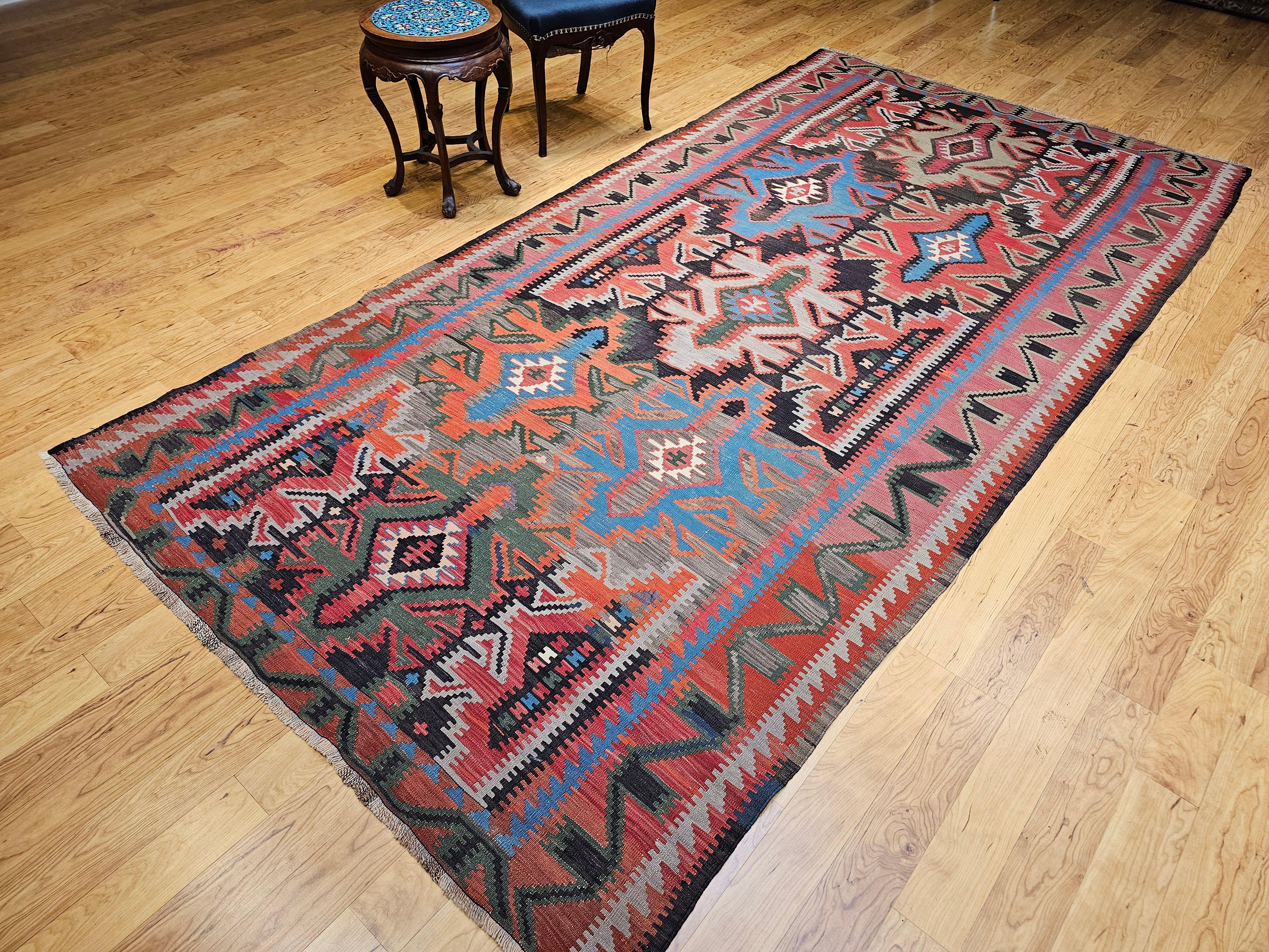 Kilim caucasien vintage en vente 12