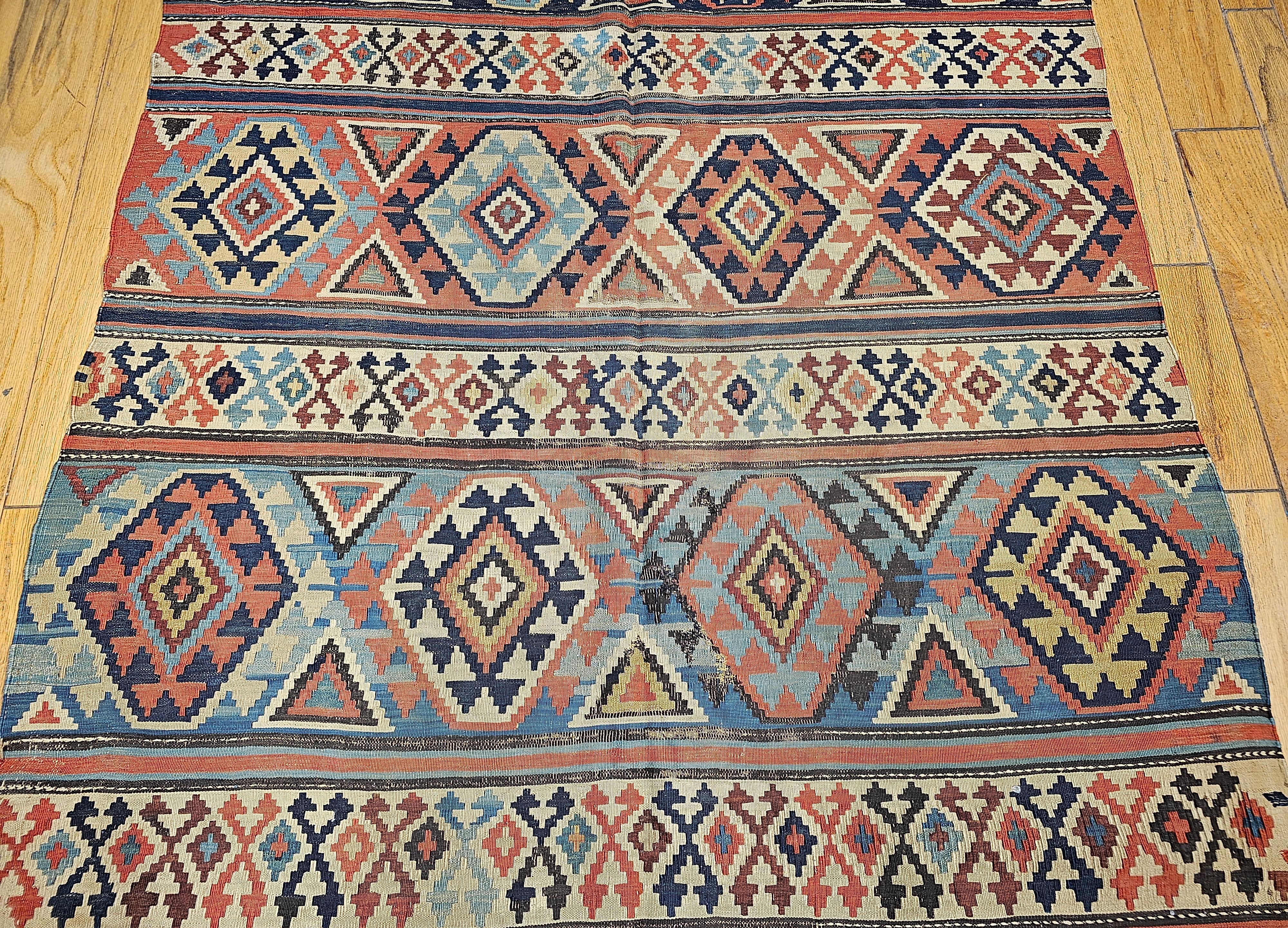 Vintage Caucasian Kazak Kilim in Geometric Pattern in Ivory, Green, Rust, Blue In Good Condition For Sale In Barrington, IL