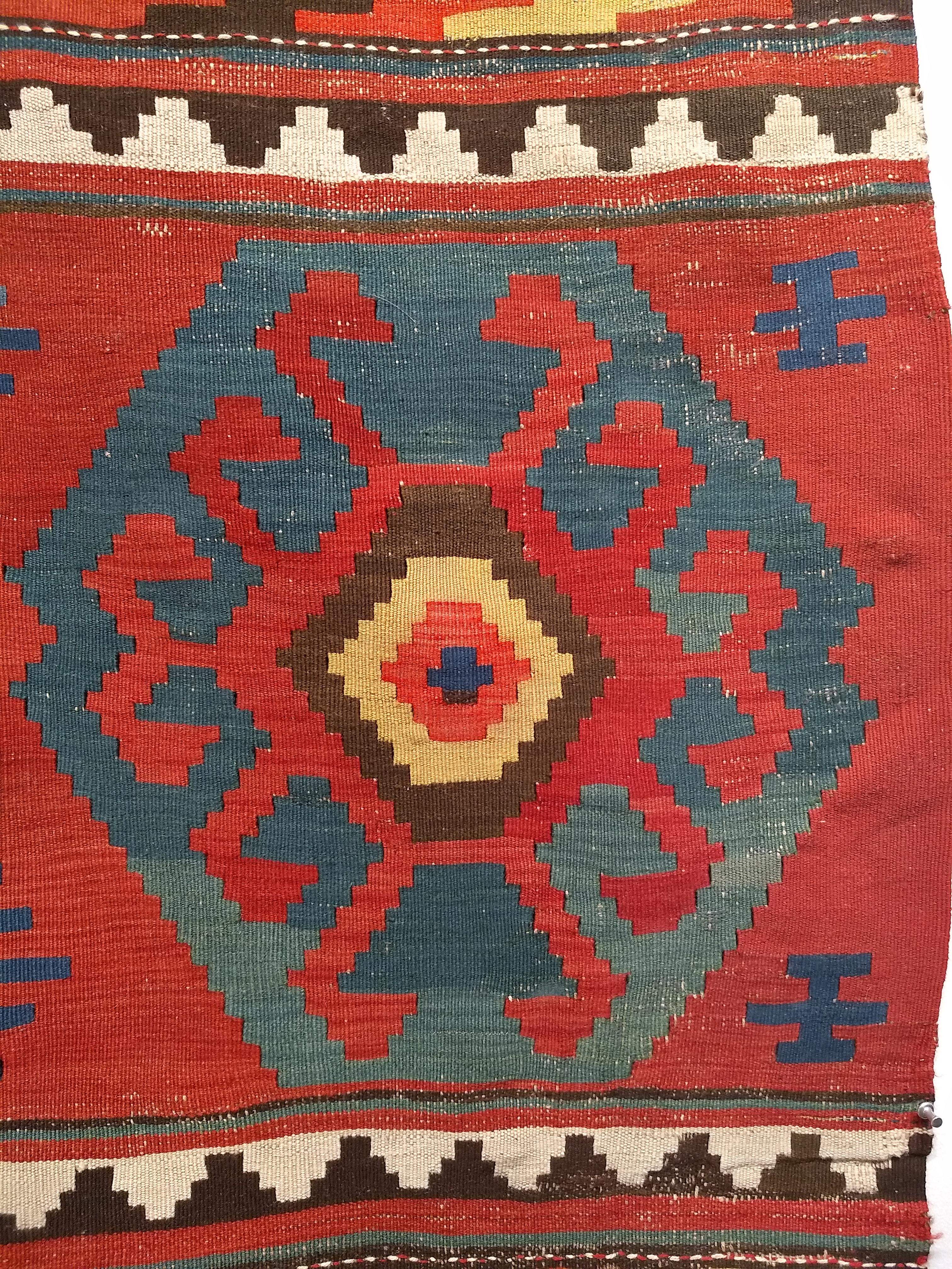 Kilim vintage caucásico kazajo tamaño habitación en venta 5