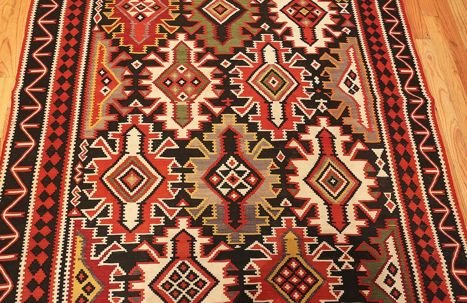 Vintage Caucasian Kilim Rug. Size: 6 ft x 11 ft 9 in In Excellent Condition For Sale In New York, NY