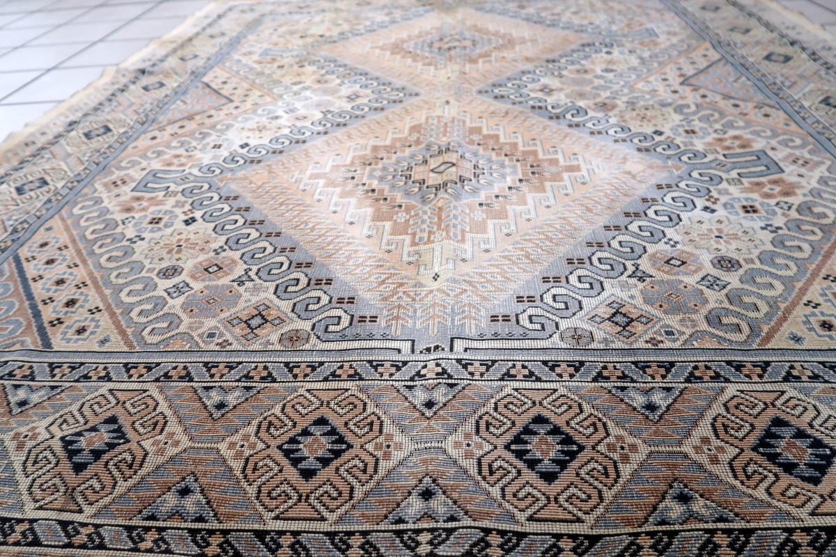 Kaukasisches Shirvan-Textil im Vintage-Stil mit Teppichdesign 4,5' x 5.2' 1950er Jahre - 1C1152 im Angebot 8