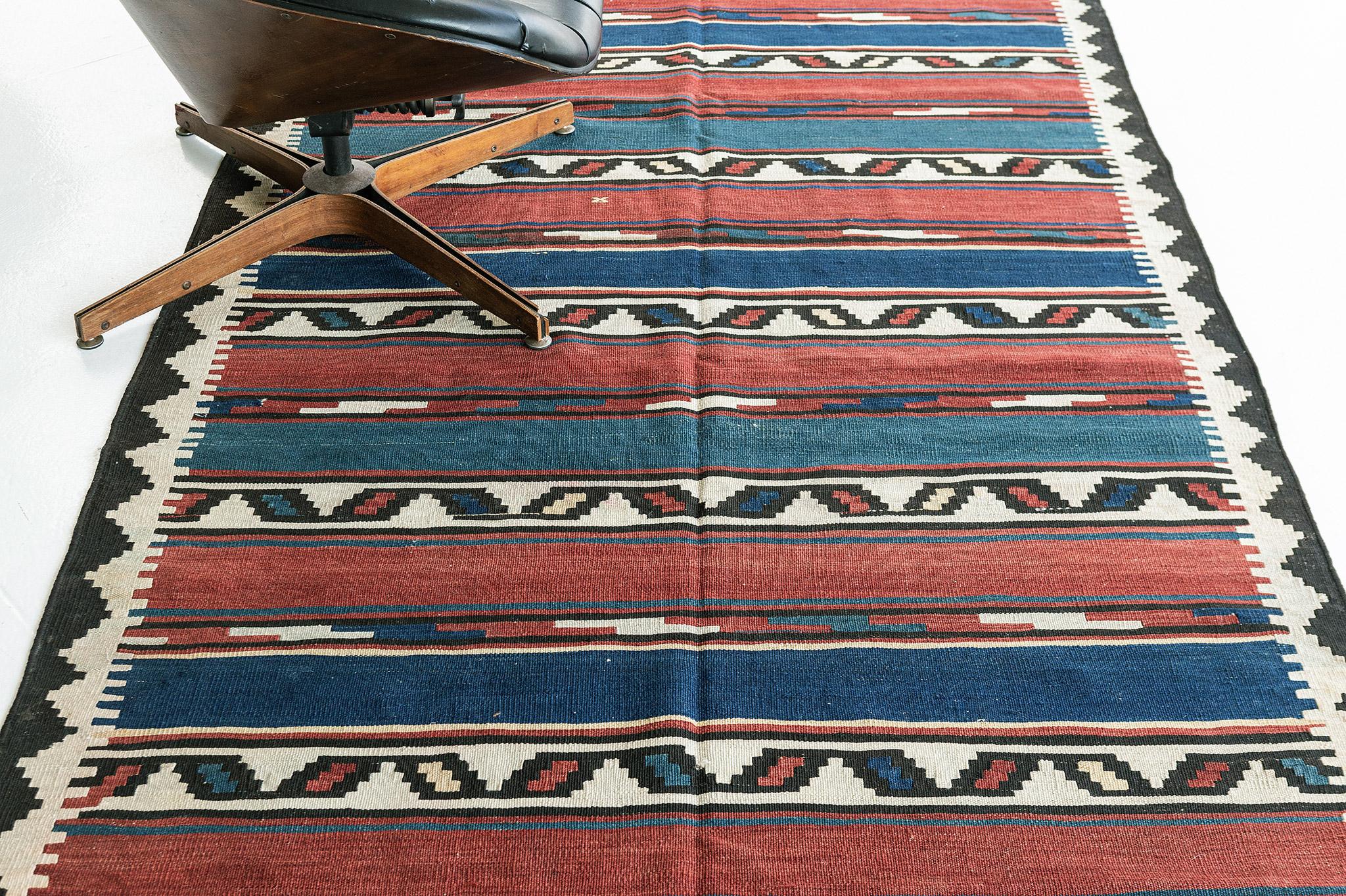Kaukasischer Schirwan-Kilim-Teppich im Vintage-Stil im Angebot 1