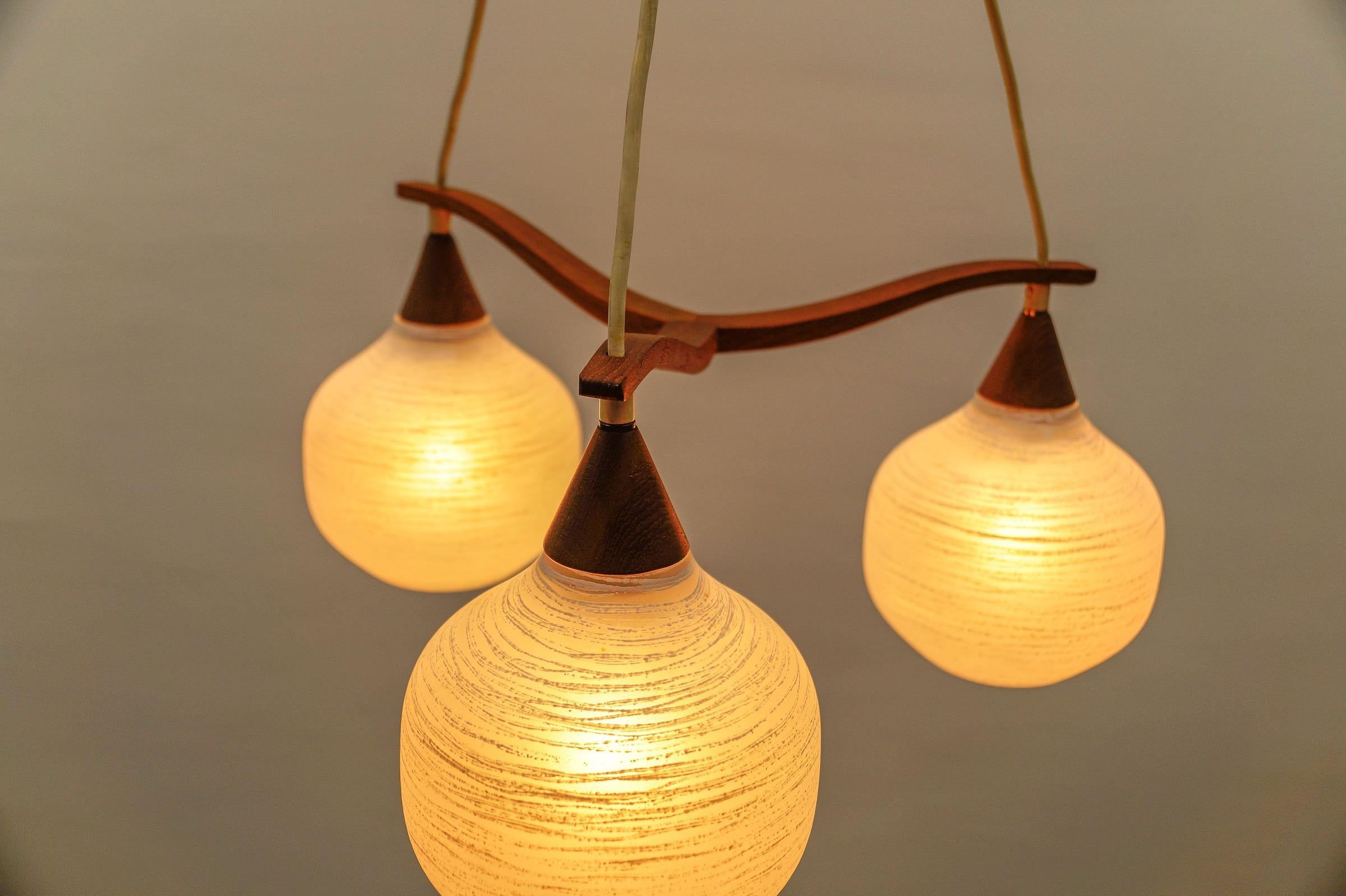 Lampada da soffitto vintage di Uno & Östen Kristiansson per Luxus, Svezia anni '50 in vendita 5
