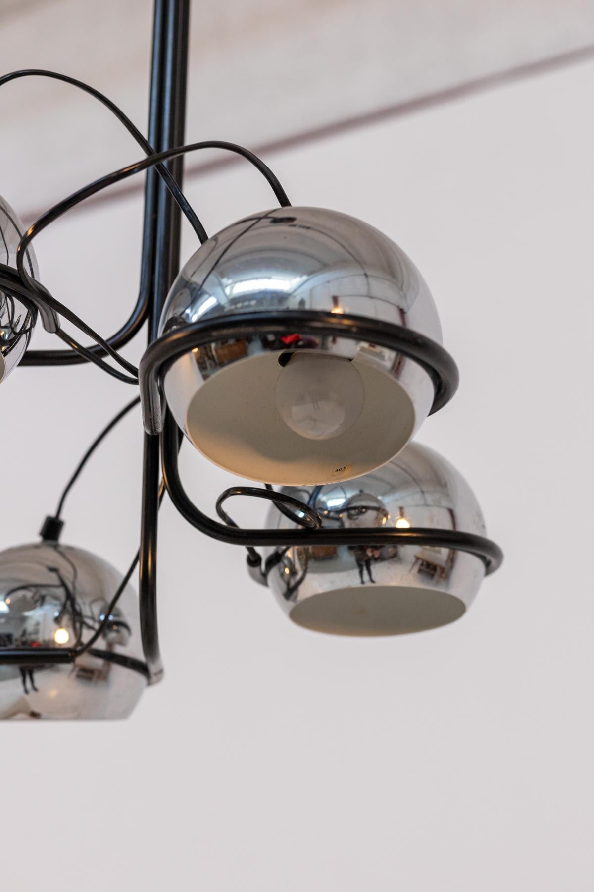 Mid-Century moderno Lampada da soffitto vintage in alluminio cromato in vendita
