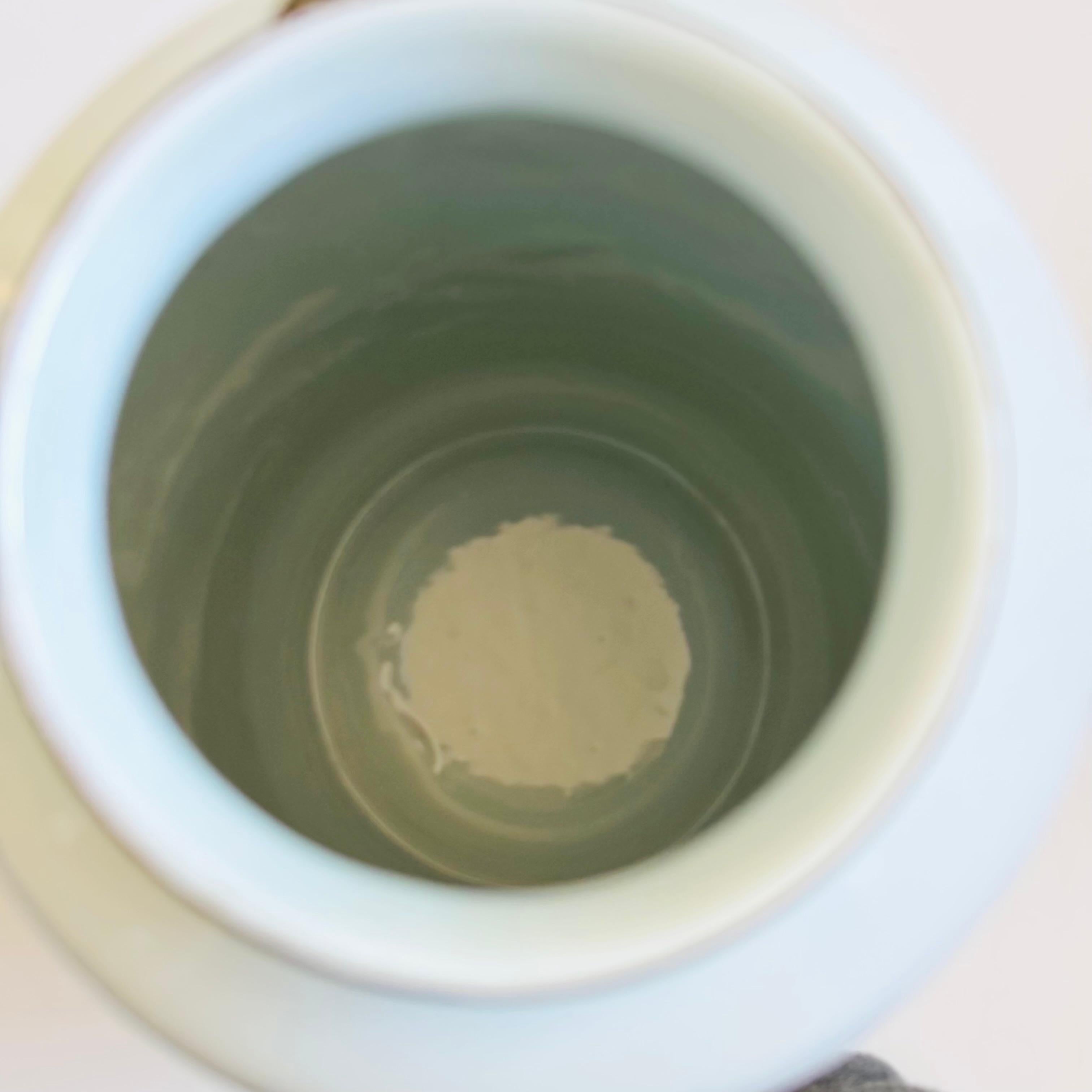 Vaso di papaveri Celadon d'epoca in vendita 2