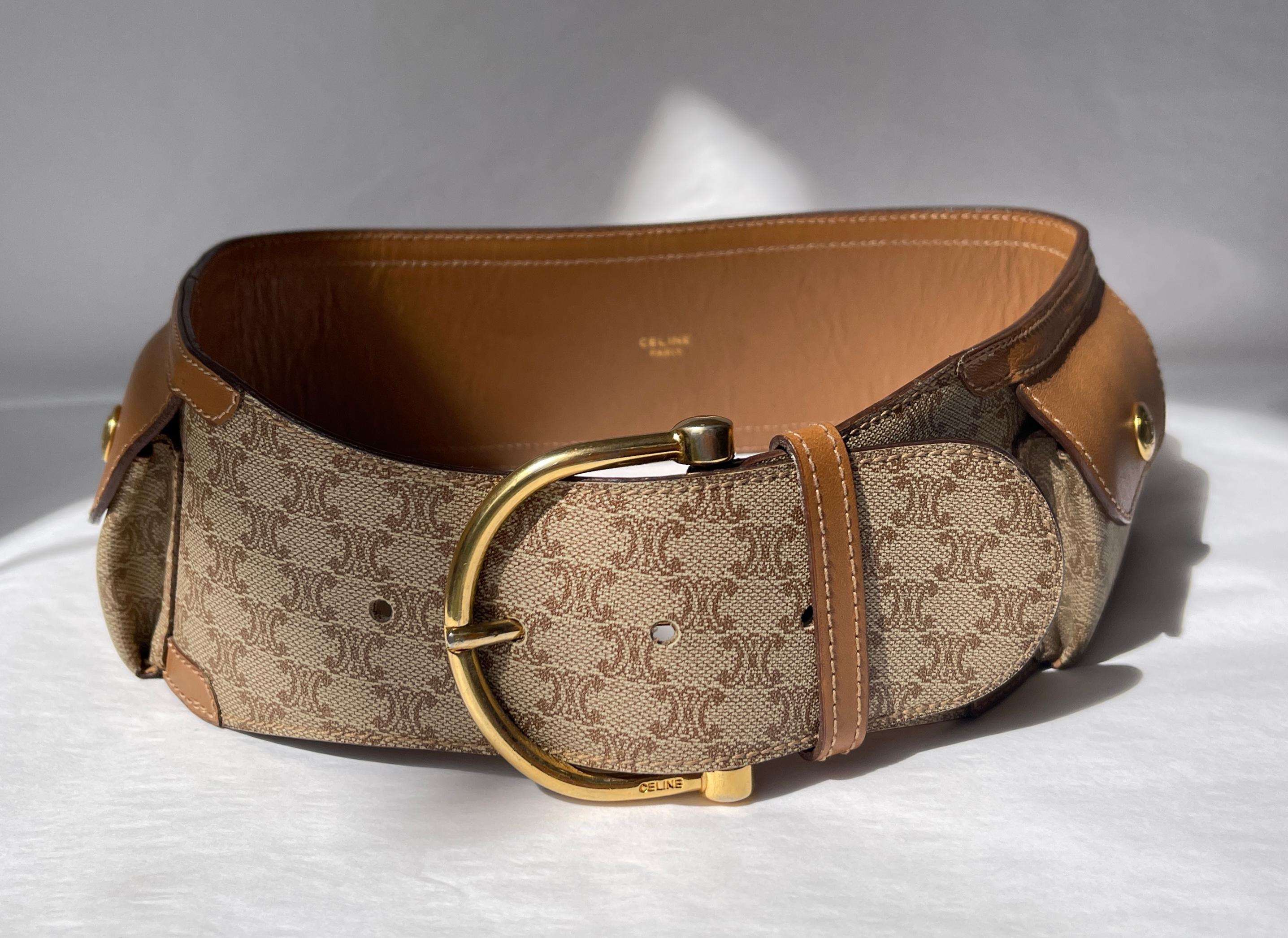 CELINE, Made in Italy.
Rare vintage belt by Celine with the famous Triomphe all-over logo. 
Beautiful condition - light signs of wear inside - Gold tone is slightly tarnished. Please refer to pictures. 
The size is Extra Small. 
Total Length :