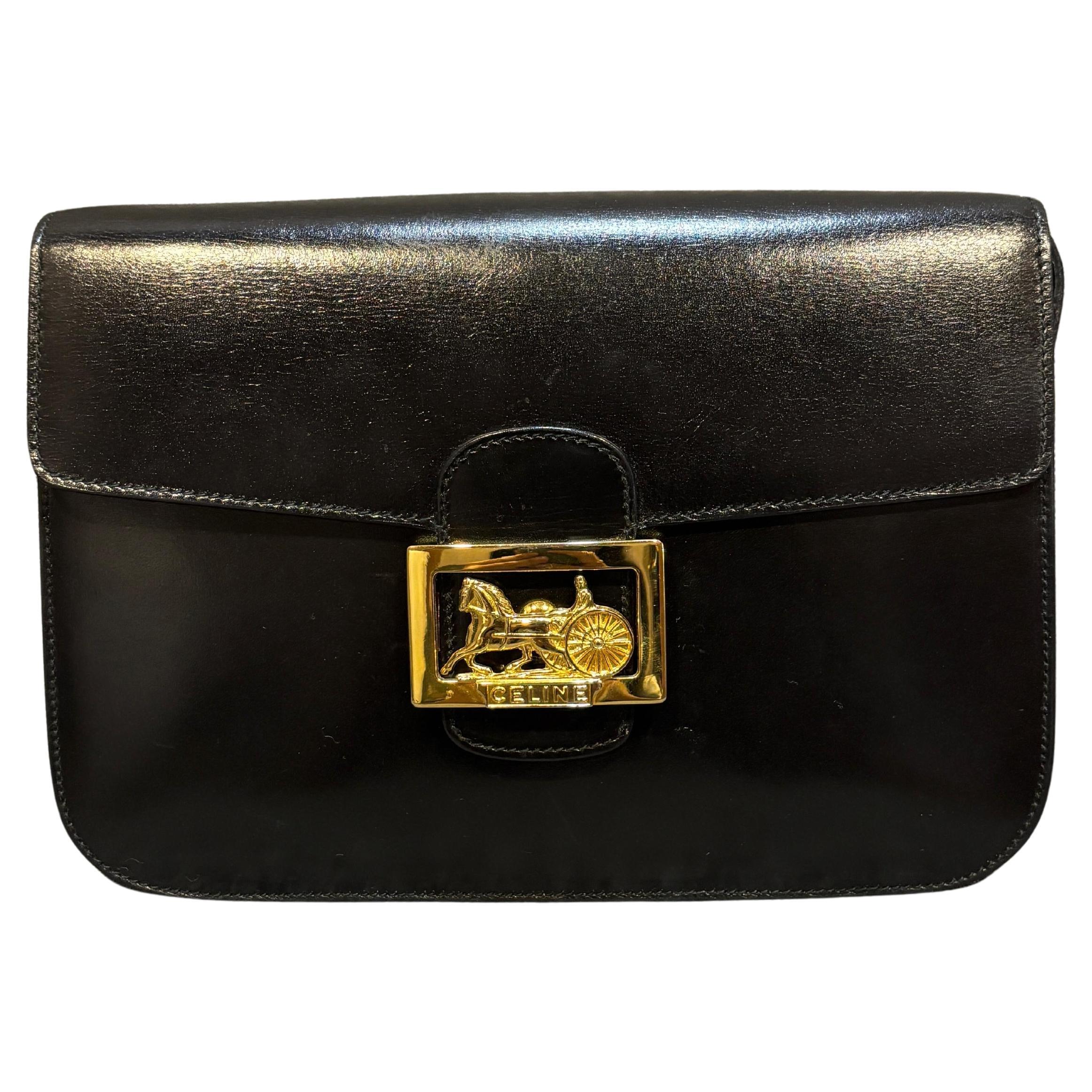Borsa Celine vintage in pelle nera a forma di carrozza per cavalli