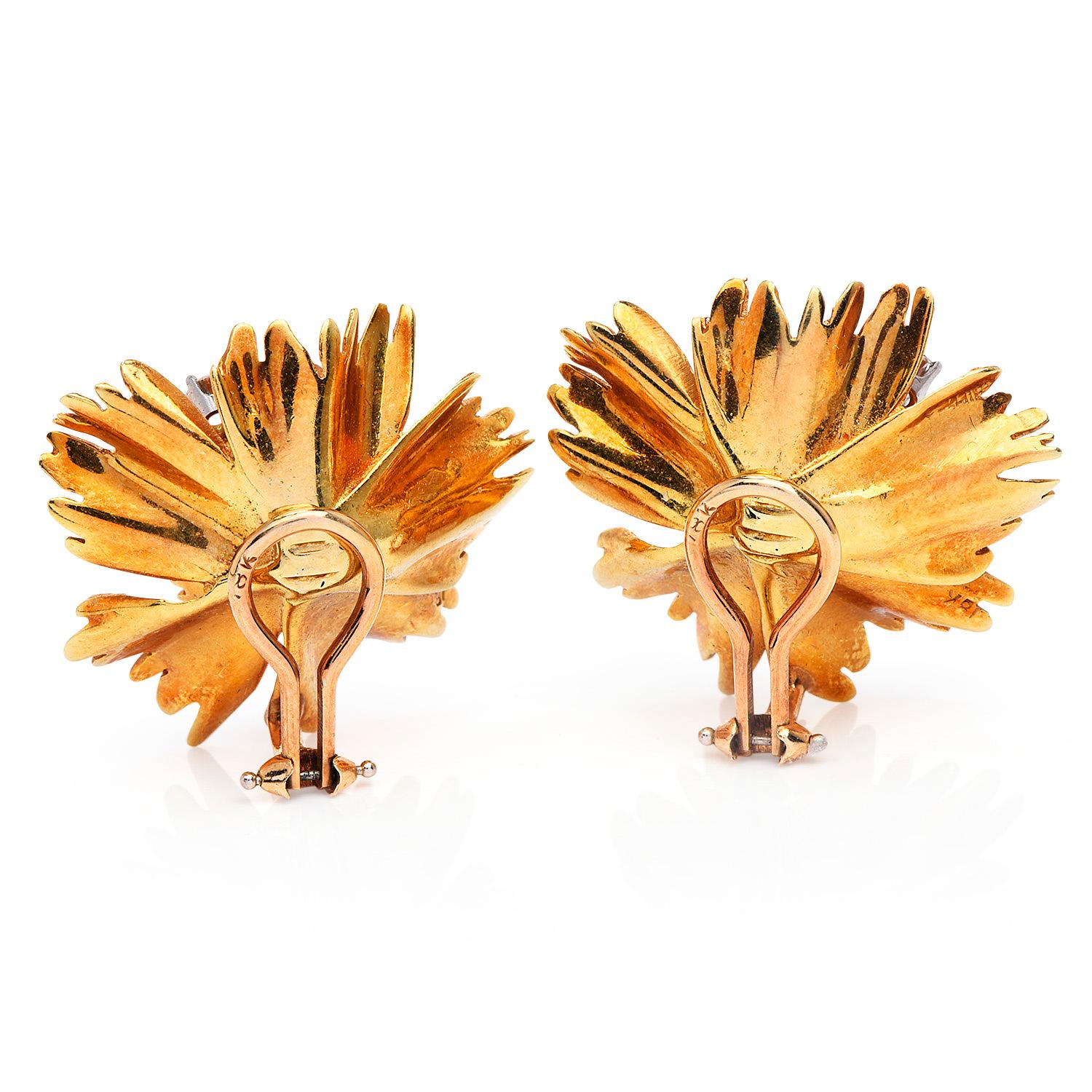 Vintage Cellino Diamant 18 Karat Weißgold Floral Clip-Ohrringe im Zustand „Hervorragend“ in Miami, FL